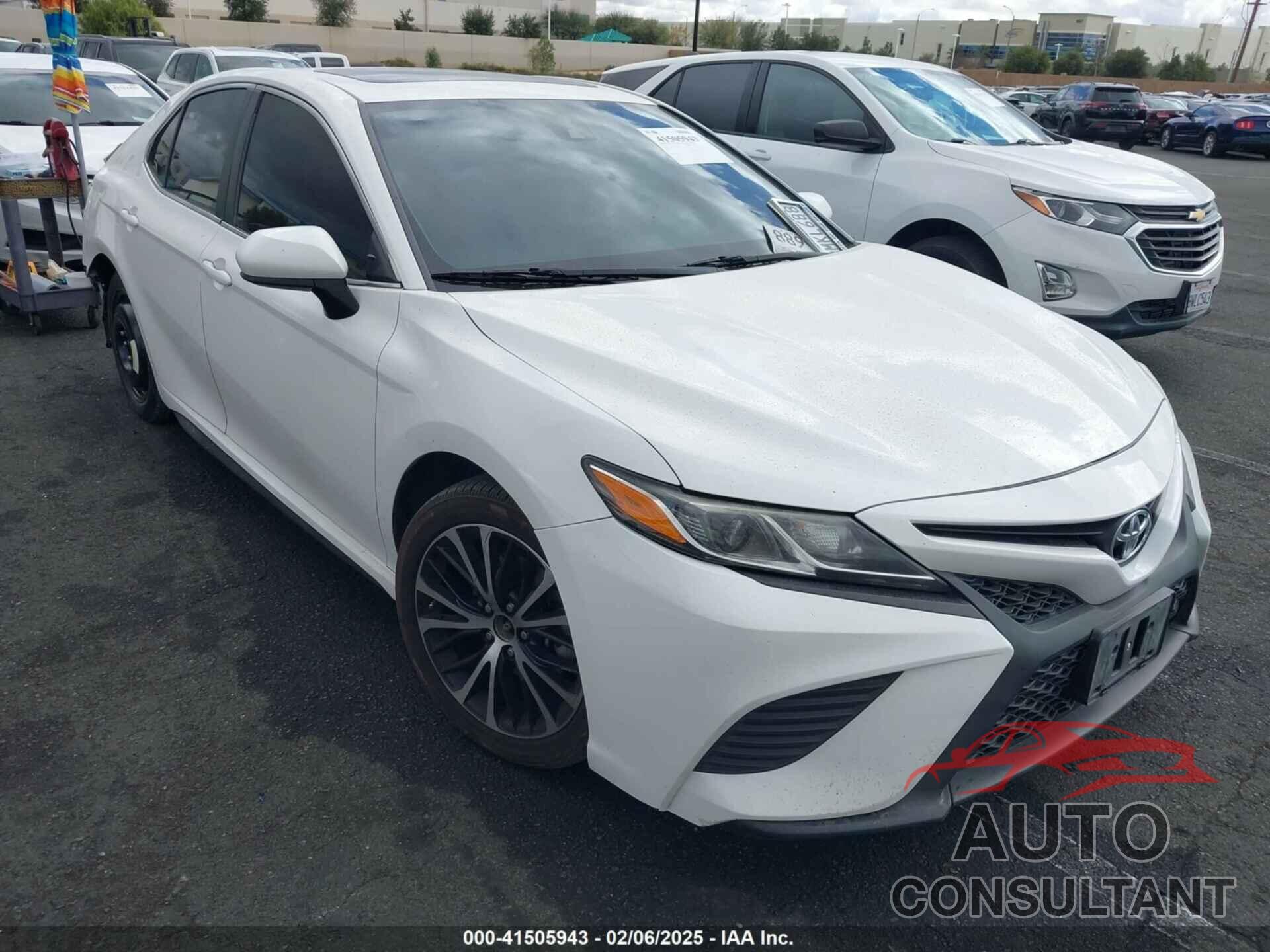 TOYOTA CAMRY 2019 - 4T1B11HK6KU849042