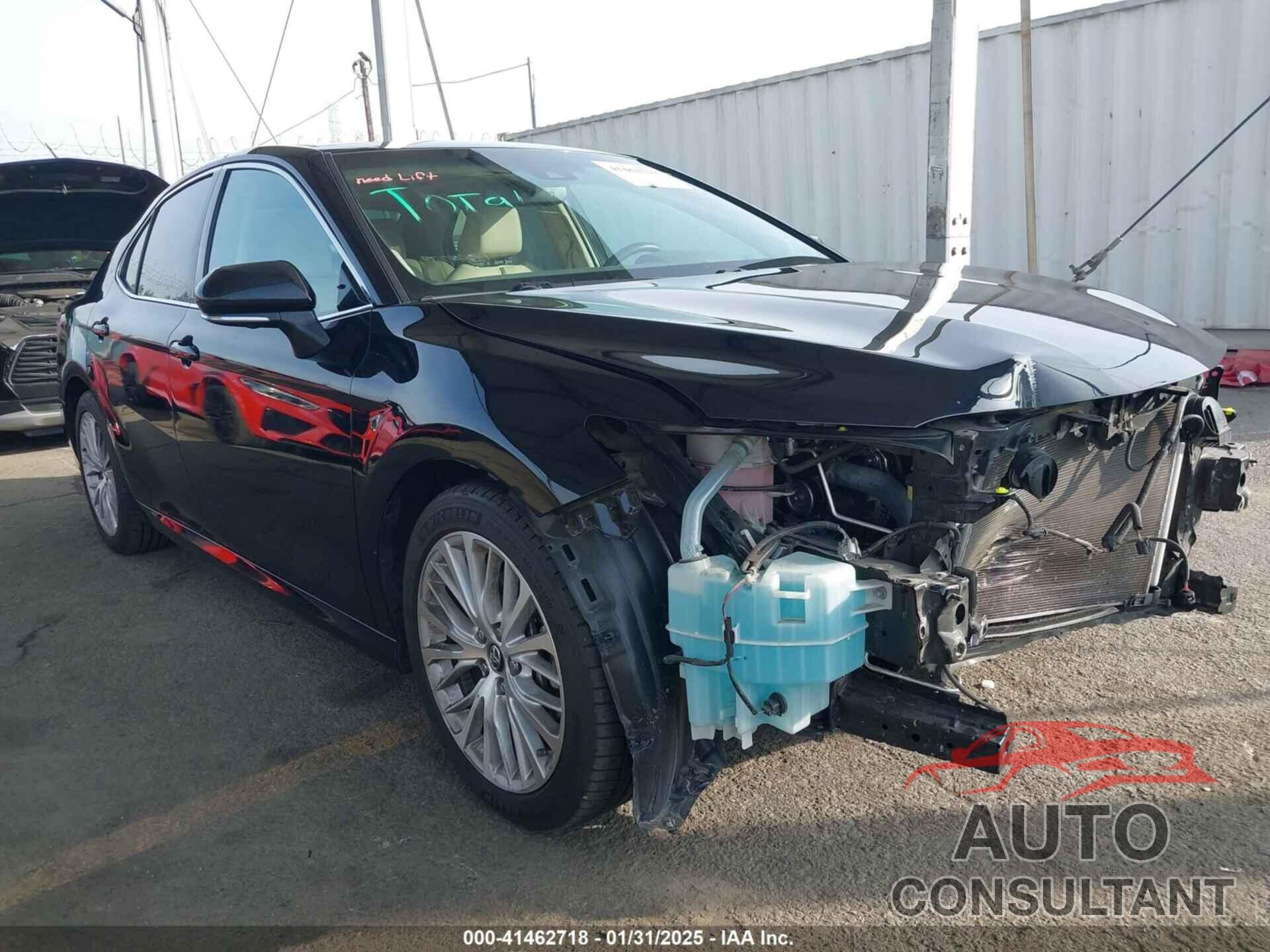 TOYOTA CAMRY 2018 - 4T1BZ1HK2JU012425