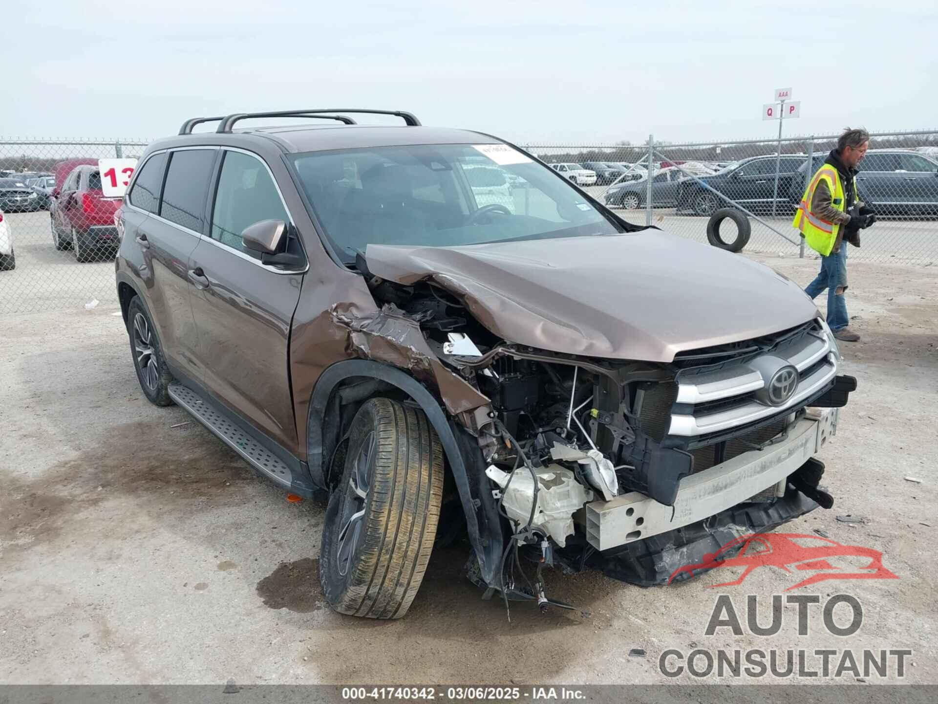 TOYOTA HIGHLANDER 2019 - 5TDZARFH5KS055078