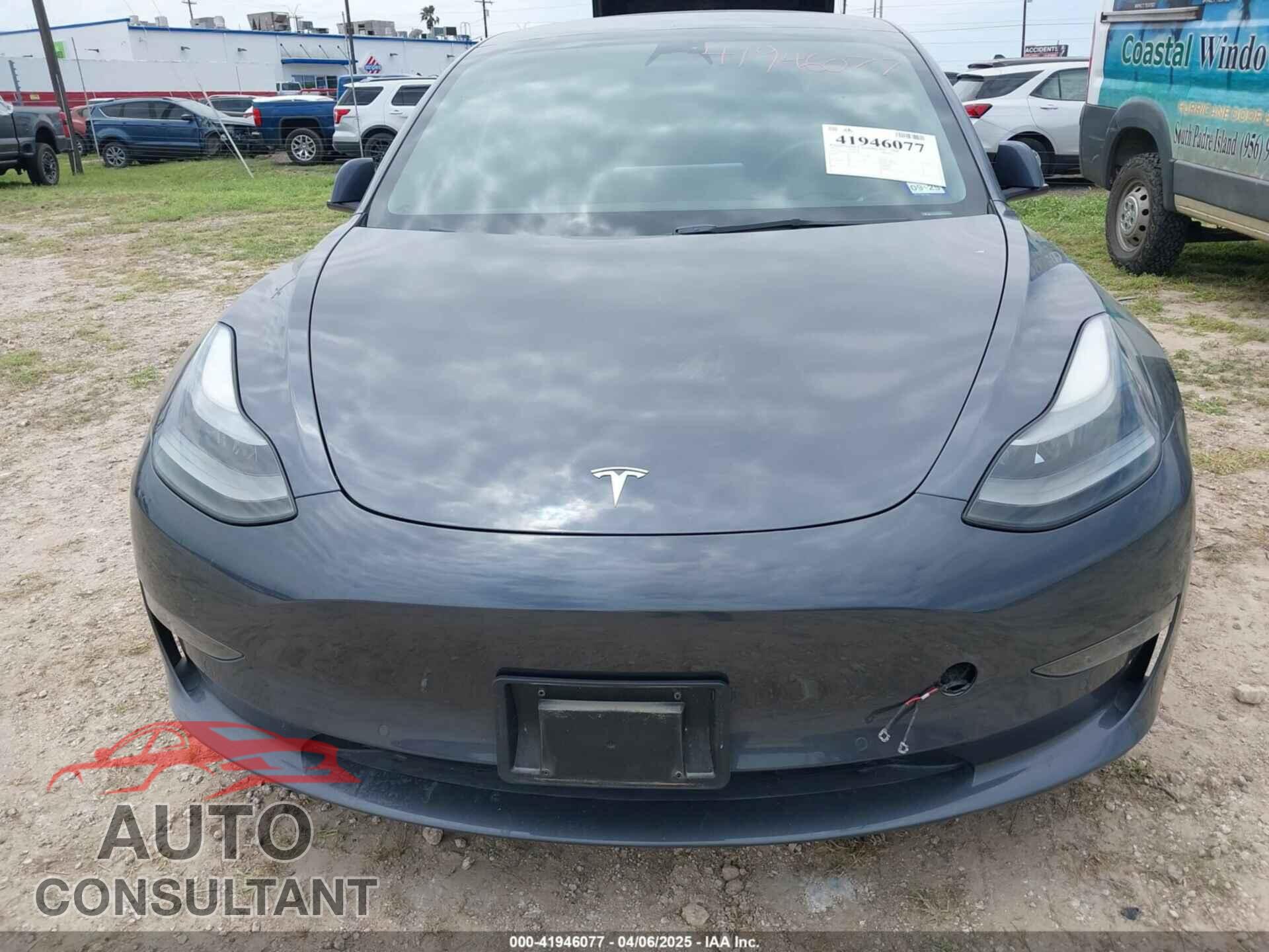 TESLA MODEL 3 2022 - 5YJ3E1EA7NF352930