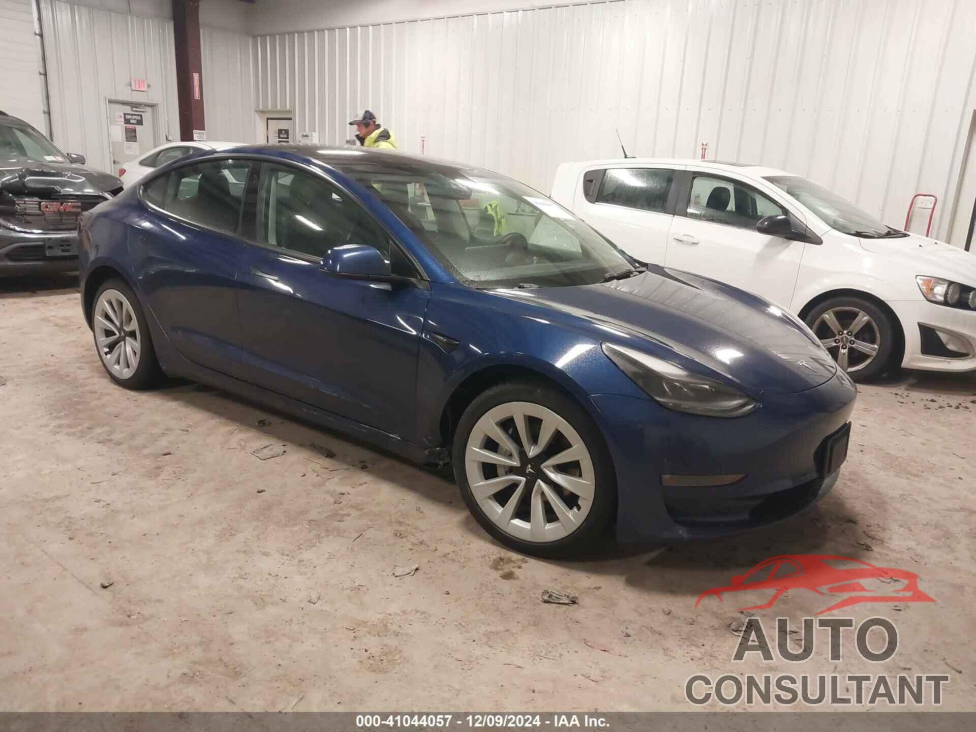 TESLA MODEL 3 2022 - 5YJ3E1EB9NF186113