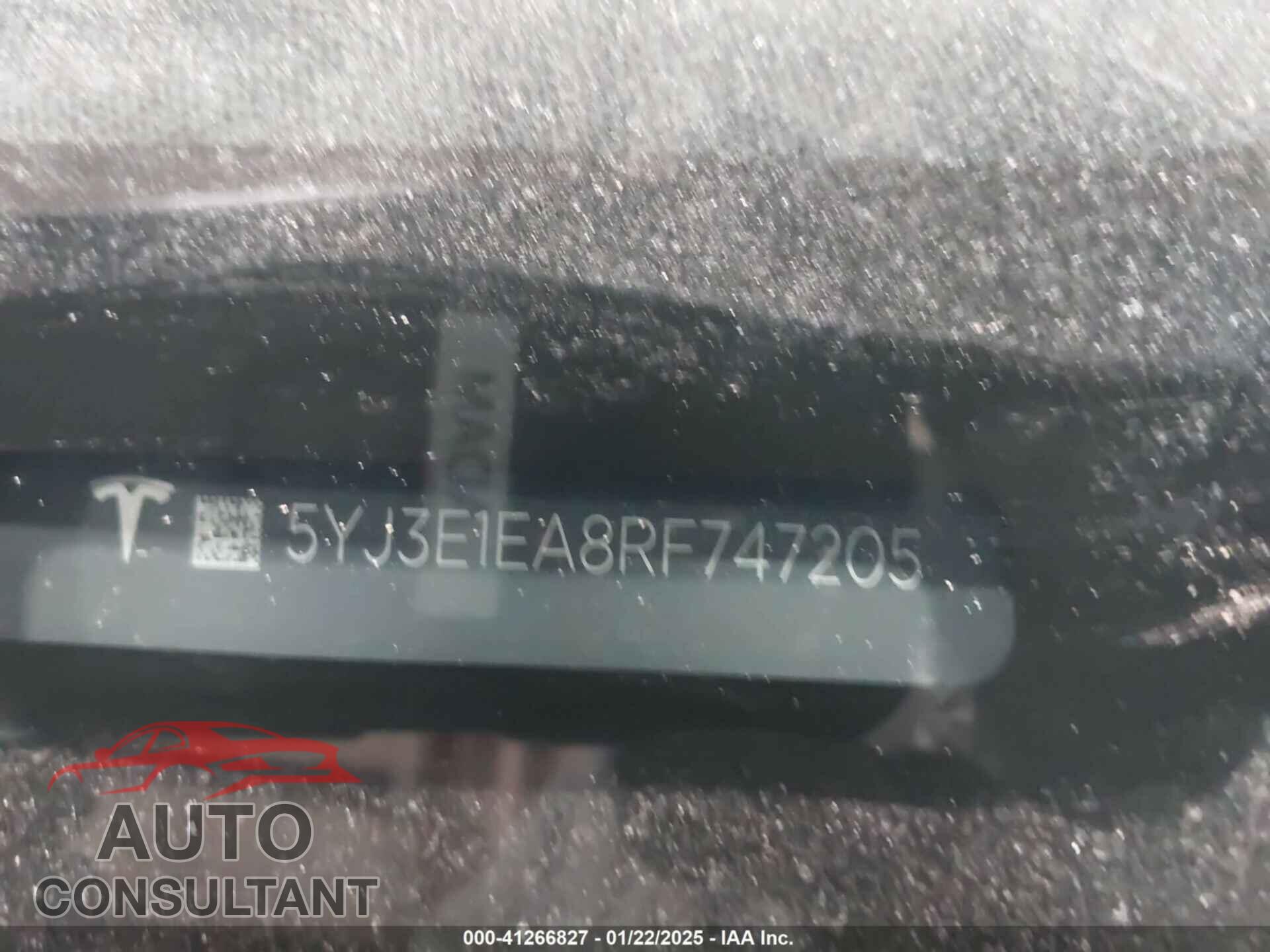 TESLA MODEL 3 2024 - 5YJ3E1EA8RF747205