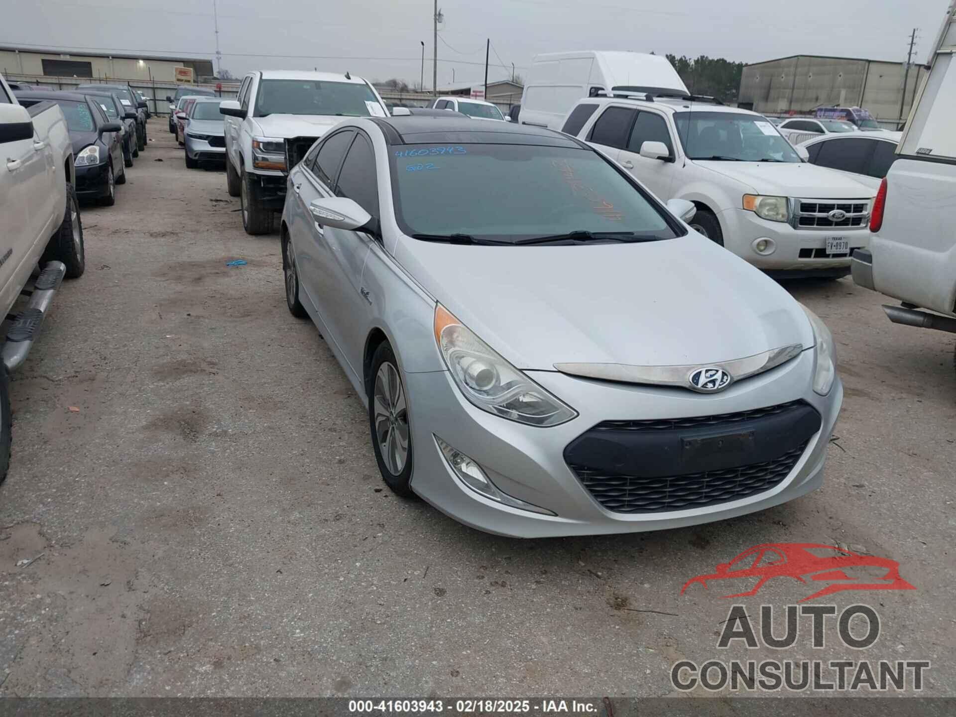 HYUNDAI SONATA HYBRID 2014 - KMHEC4A4XEA115904