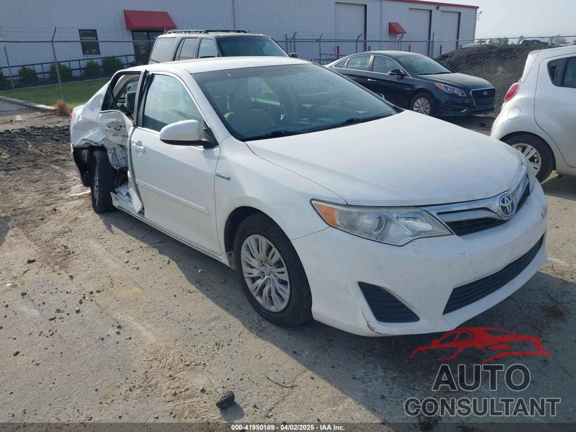 TOYOTA CAMRY HYBRID 2014 - 4T1BD1FK0EU101983