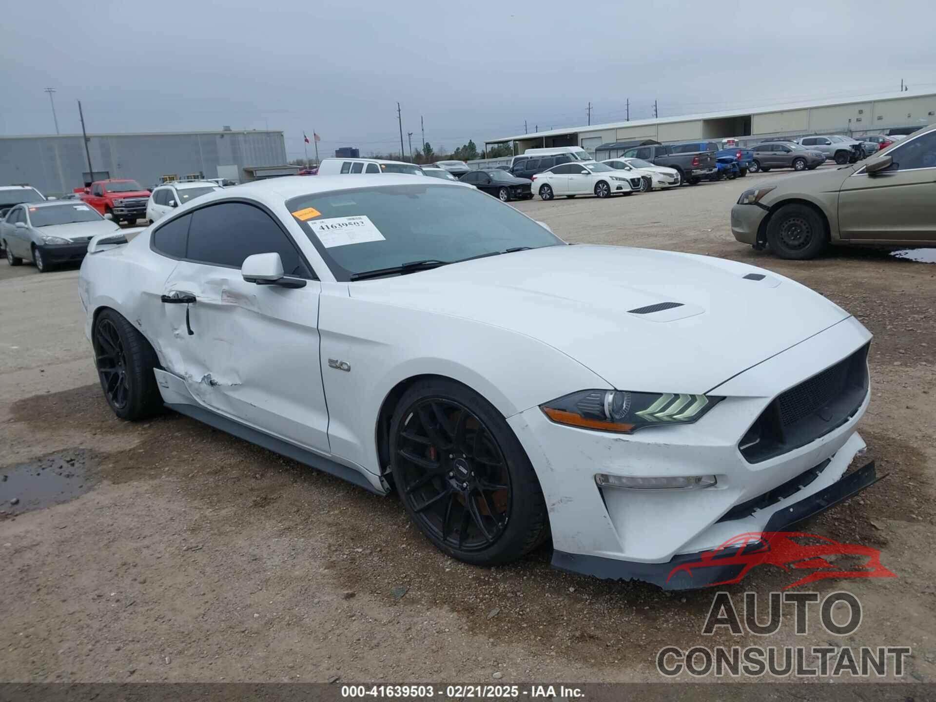 FORD MUSTANG 2018 - 1FA6P8CF1J5114880