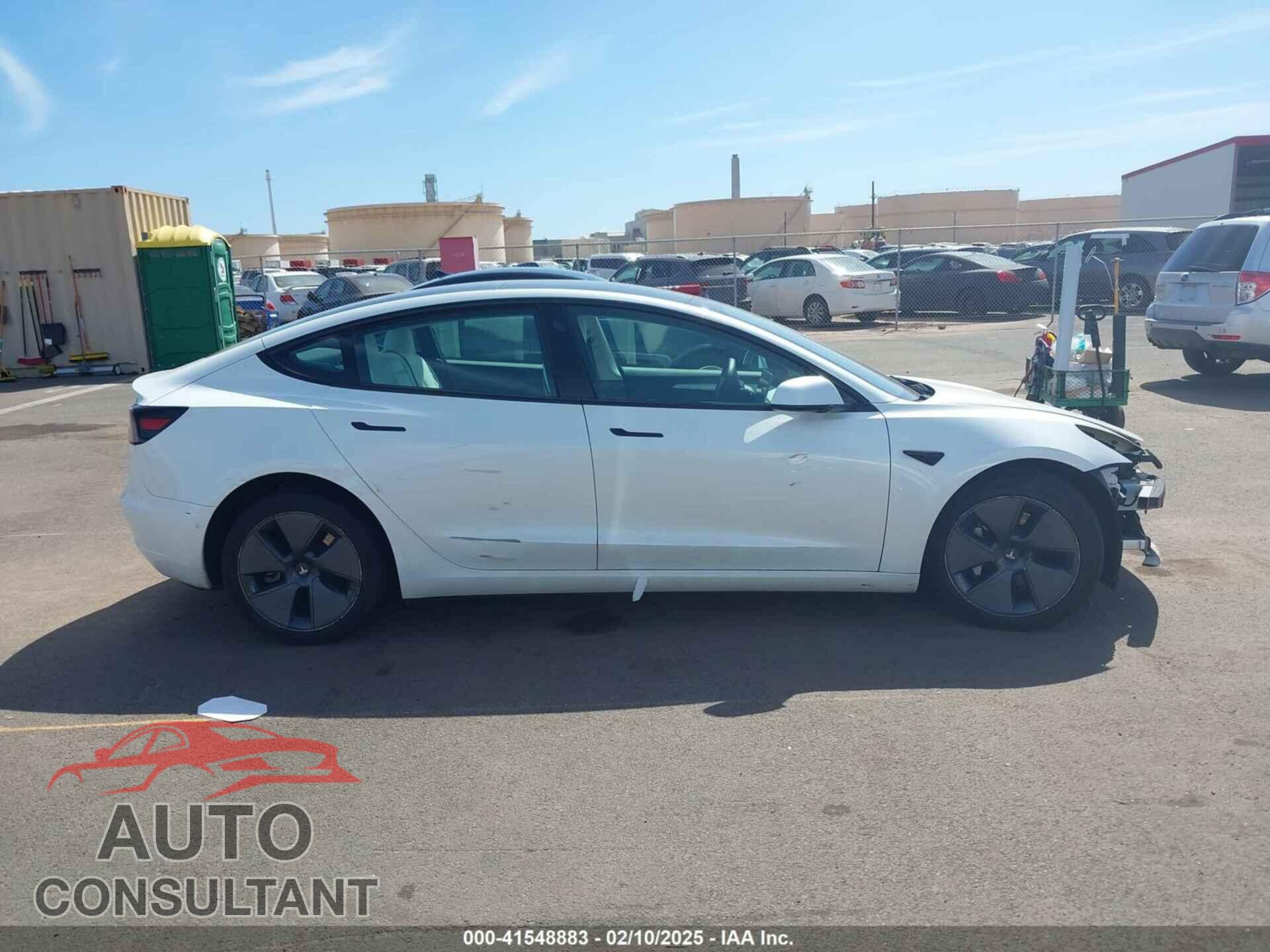TESLA MODEL 3 2022 - 5YJ3E1EA1NF241533