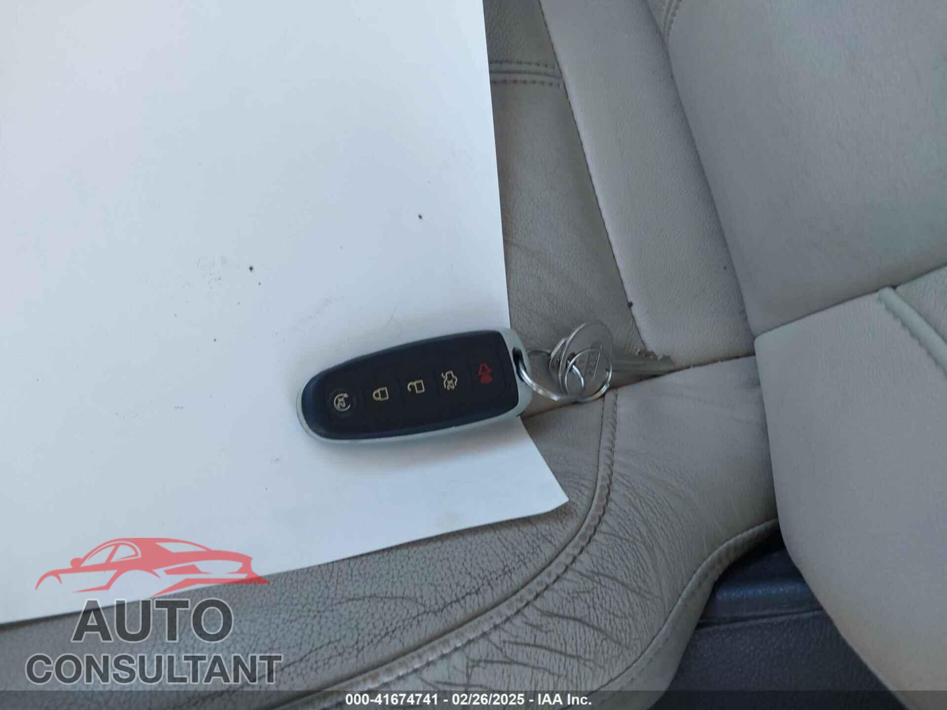 FORD FOCUS 2015 - 1FADP3J28FL348625