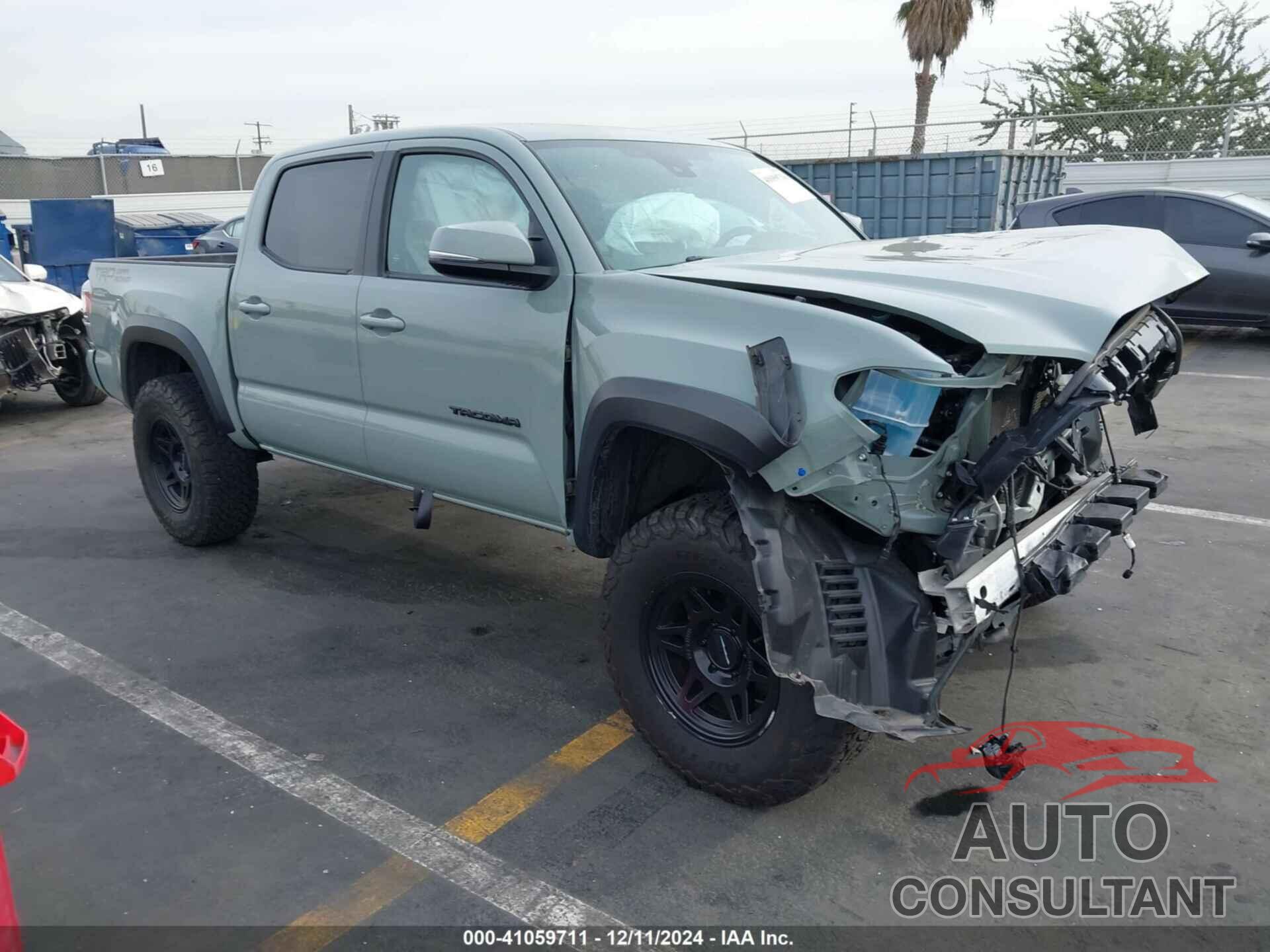 TOYOTA TACOMA 2022 - 3TMAZ5CN6NM186257