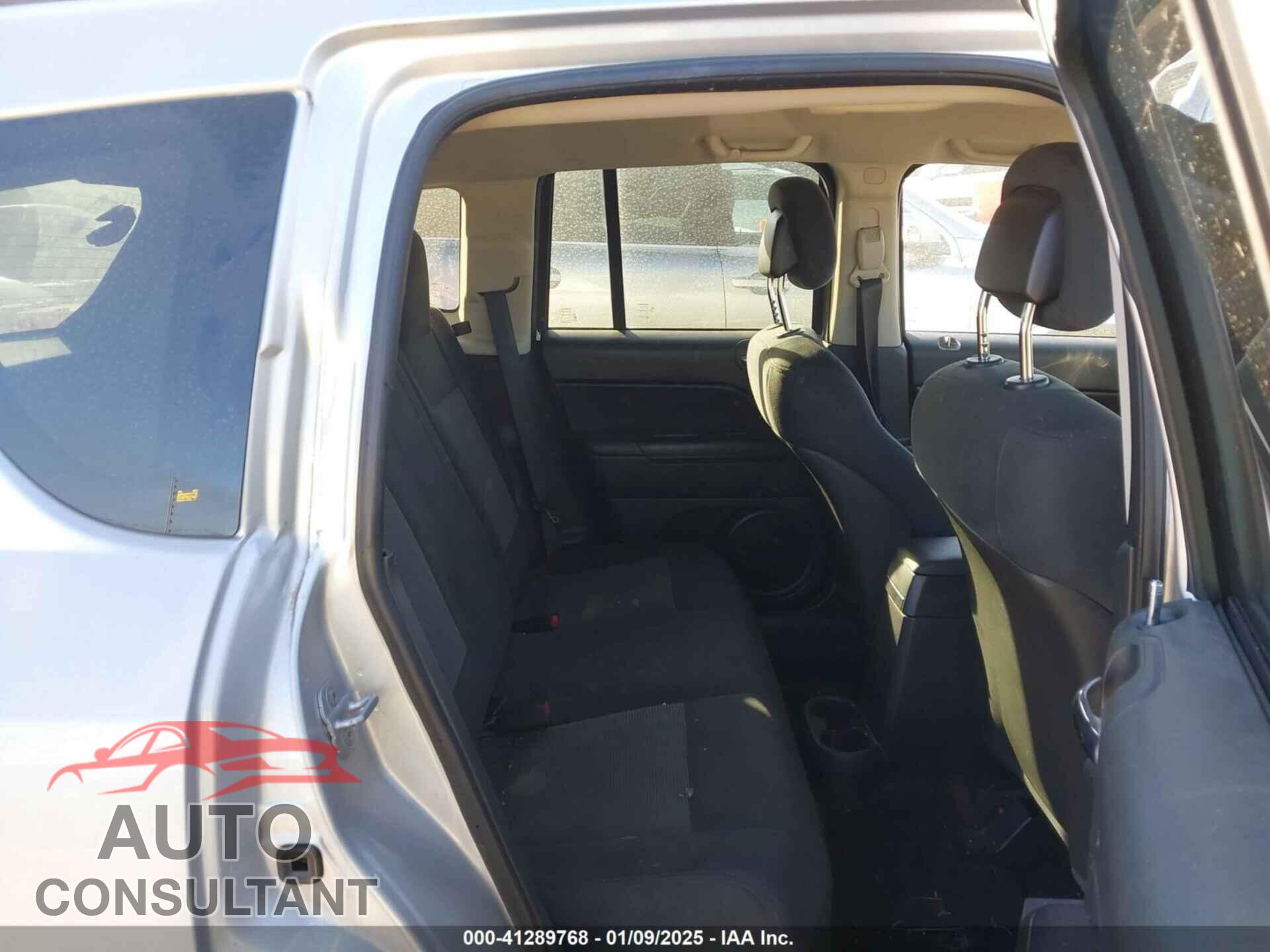 JEEP COMPASS 2011 - 1J4NF1FB1BD158162