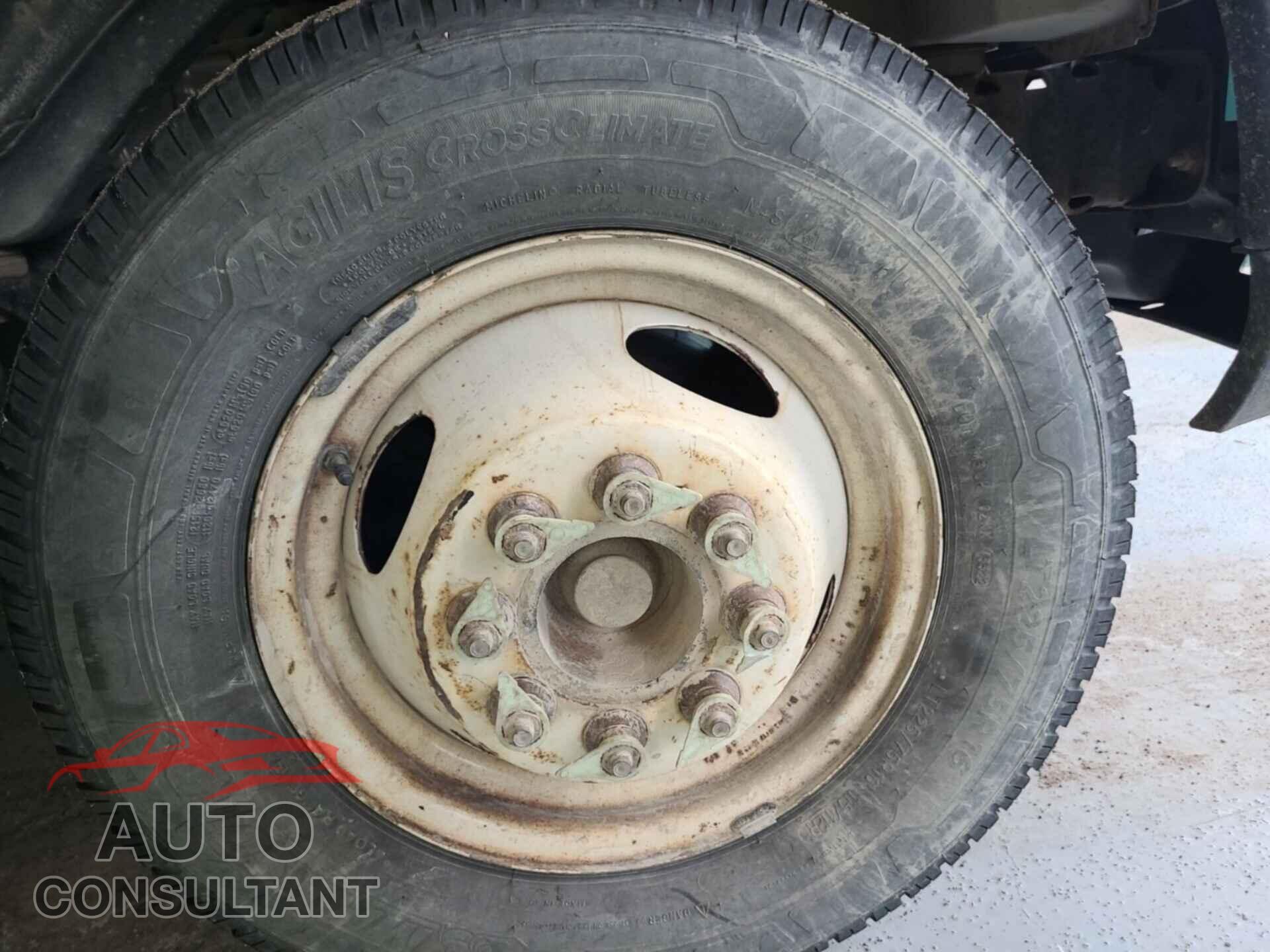 FORD E-450 CUTAWAY 2018 - 1FDXE4FS9JDC24969