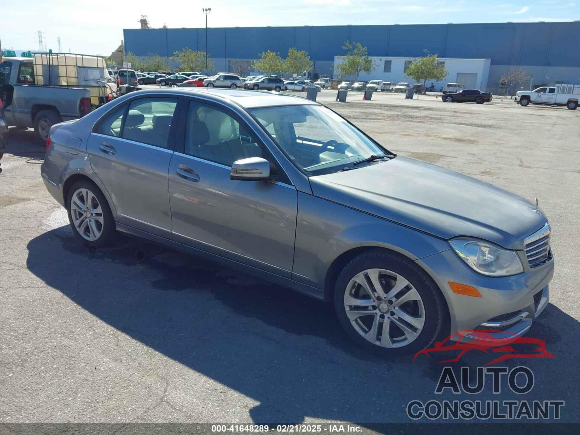 MERCEDES-BENZ C 250 2014 - WDDGF4HB1EA956833