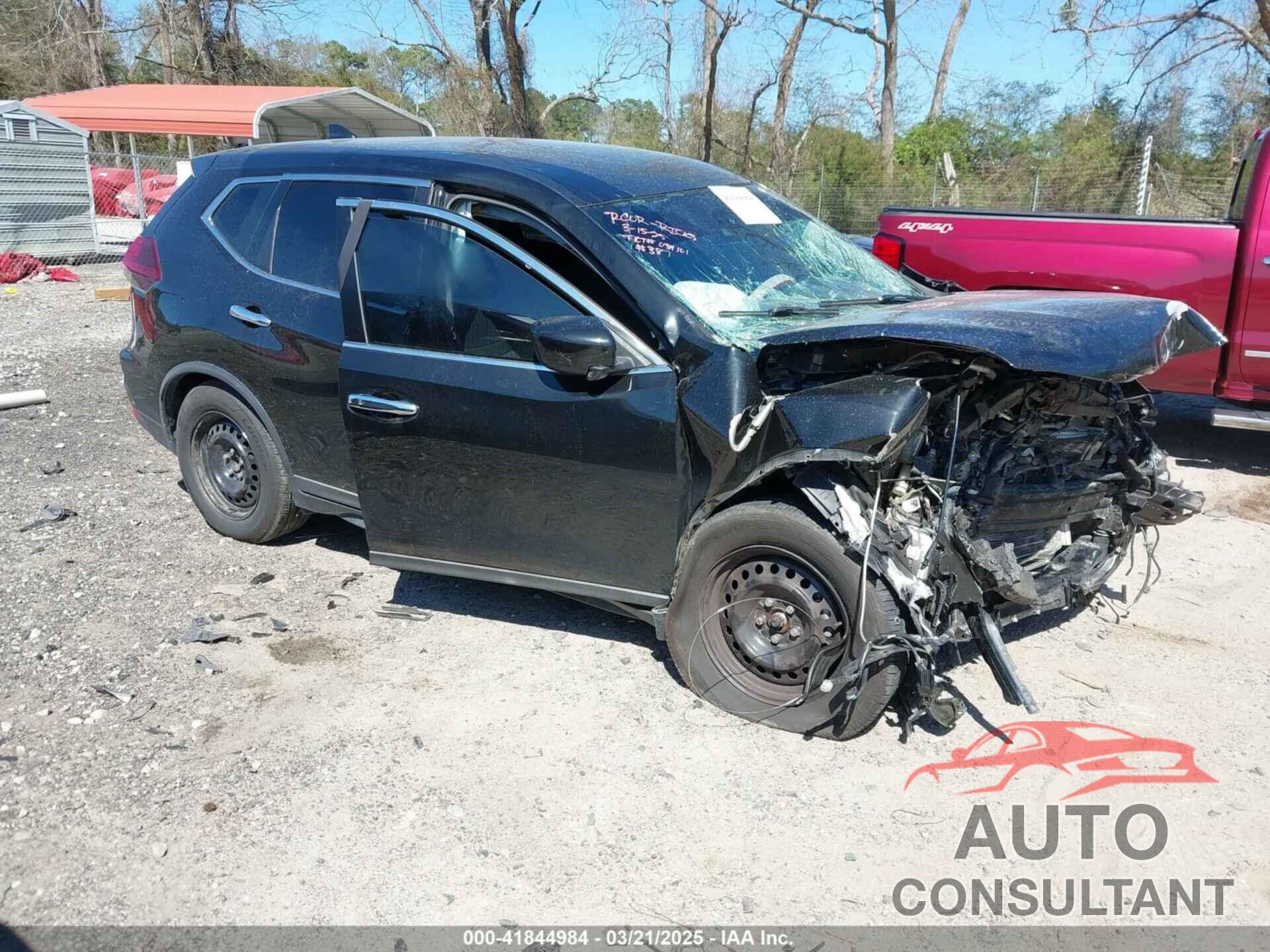 NISSAN ROGUE 2020 - KNMAT2MT9LP529339