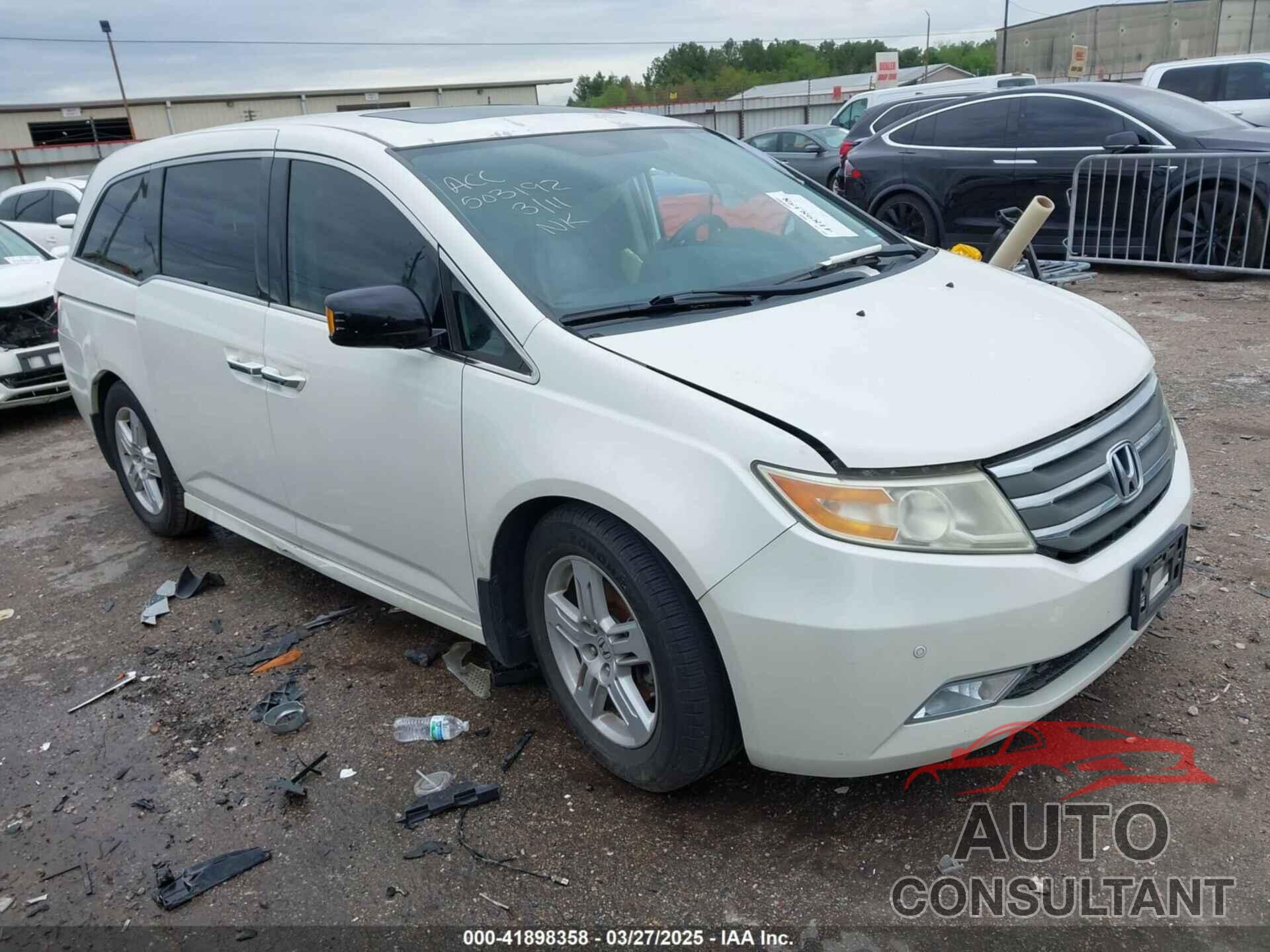 HONDA ODYSSEY 2013 - 5FNRL5H96DB074819