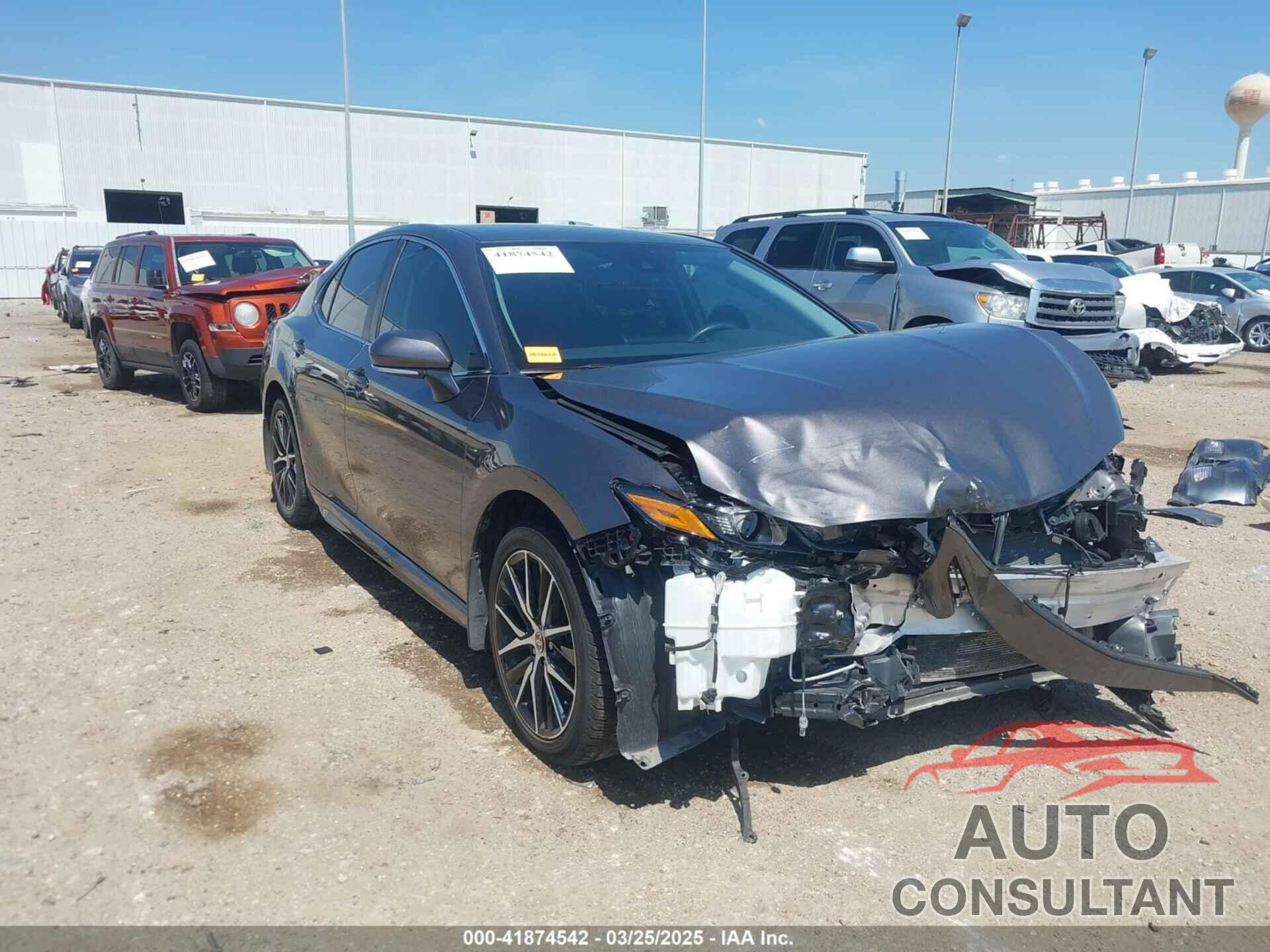 TOYOTA CAMRY 2023 - 4T1G11AK3PU735202