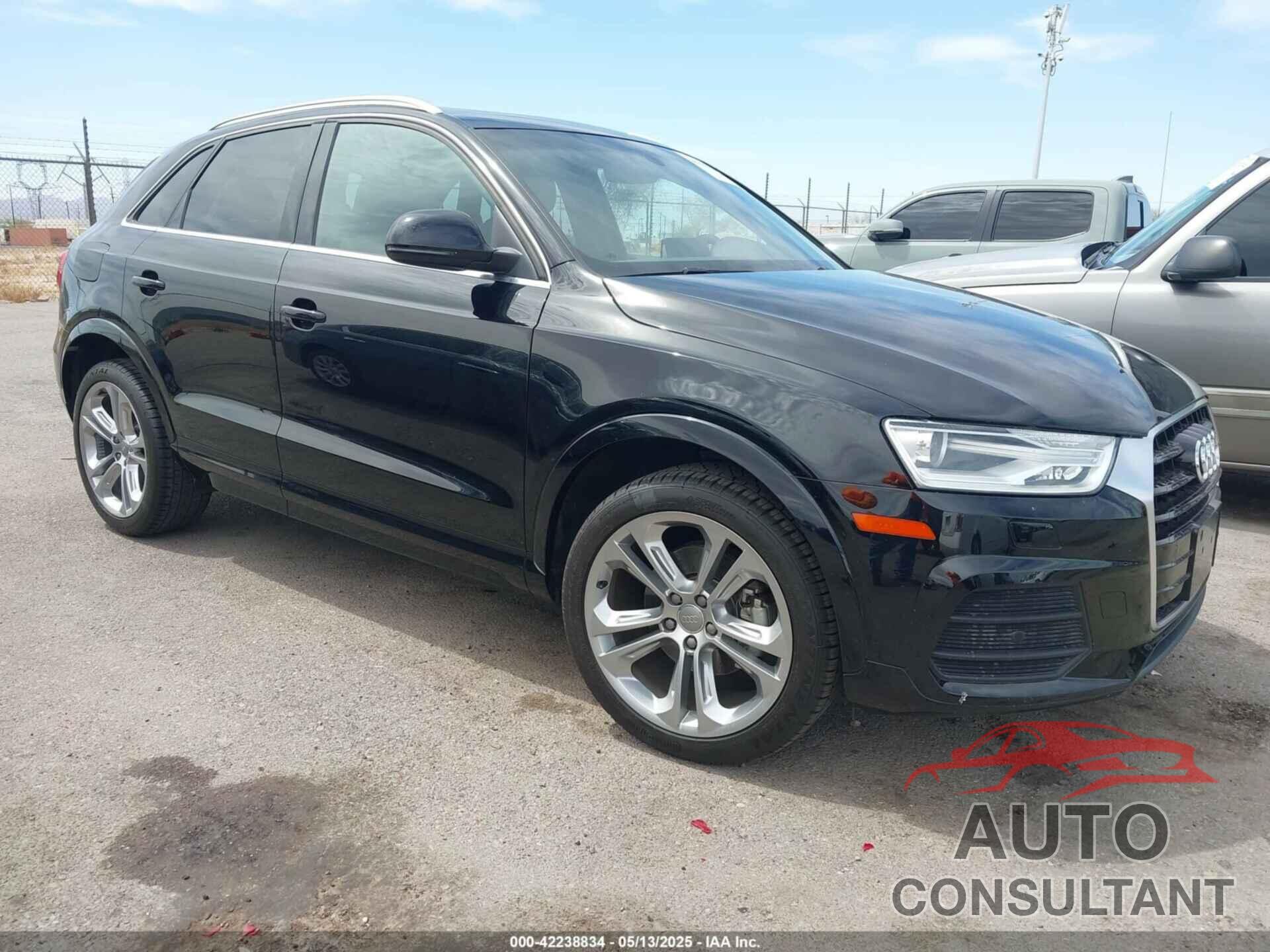 AUDI Q3 2017 - WA1HCCFS3HR013914