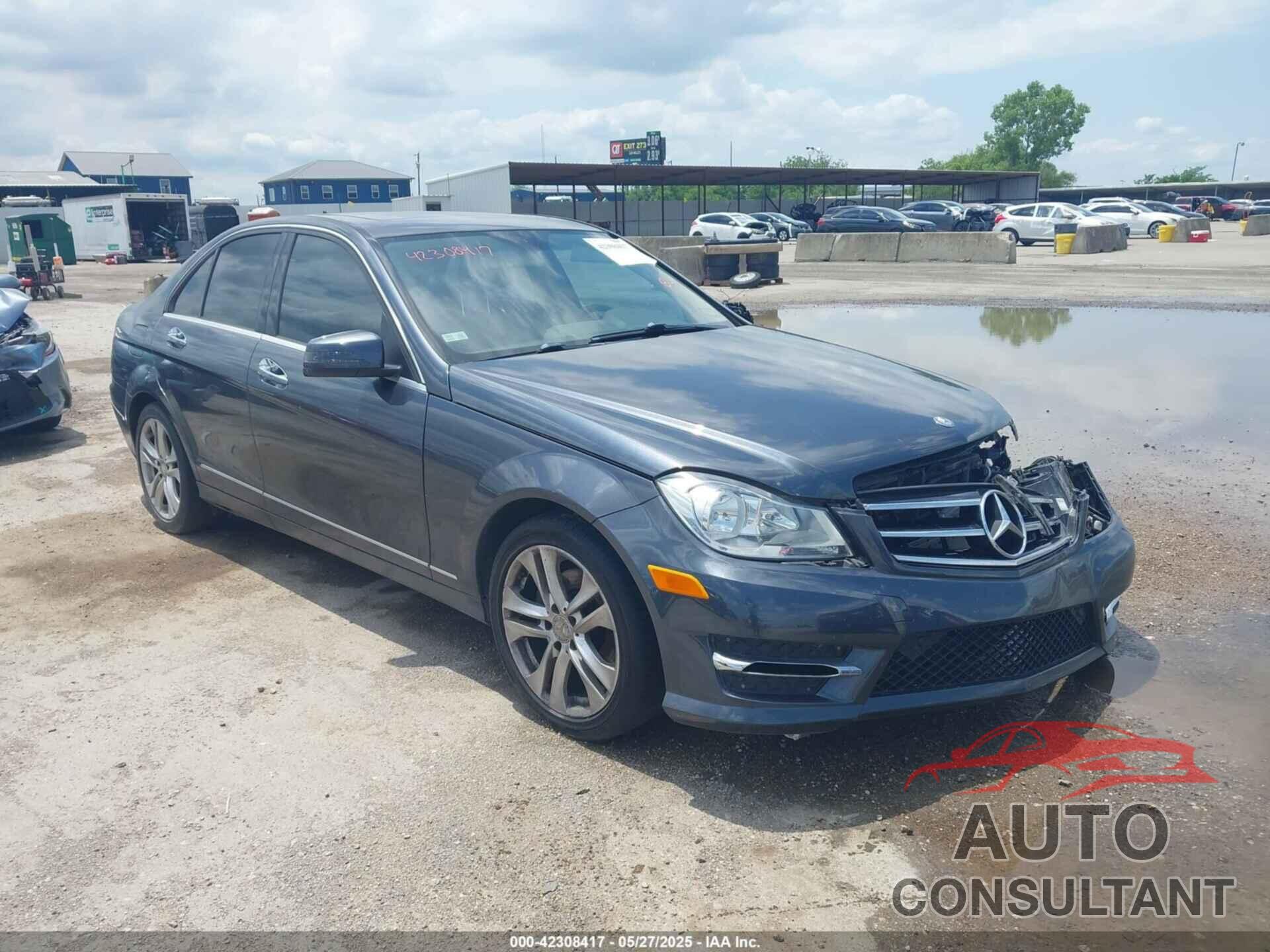 MERCEDES-BENZ C 250 2013 - WDDGF4HB1DA864278