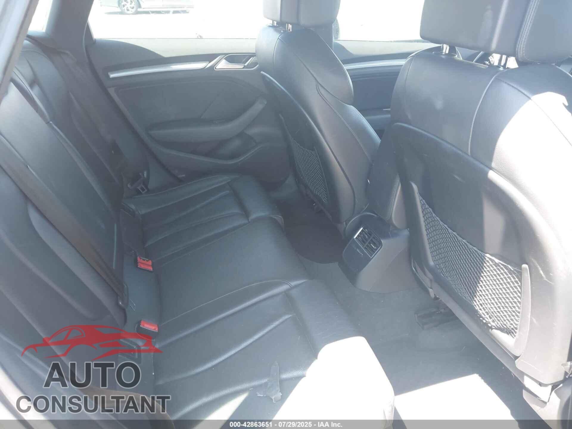AUDI A3 E-TRON 2016 - WAUTPBFF2GA134591