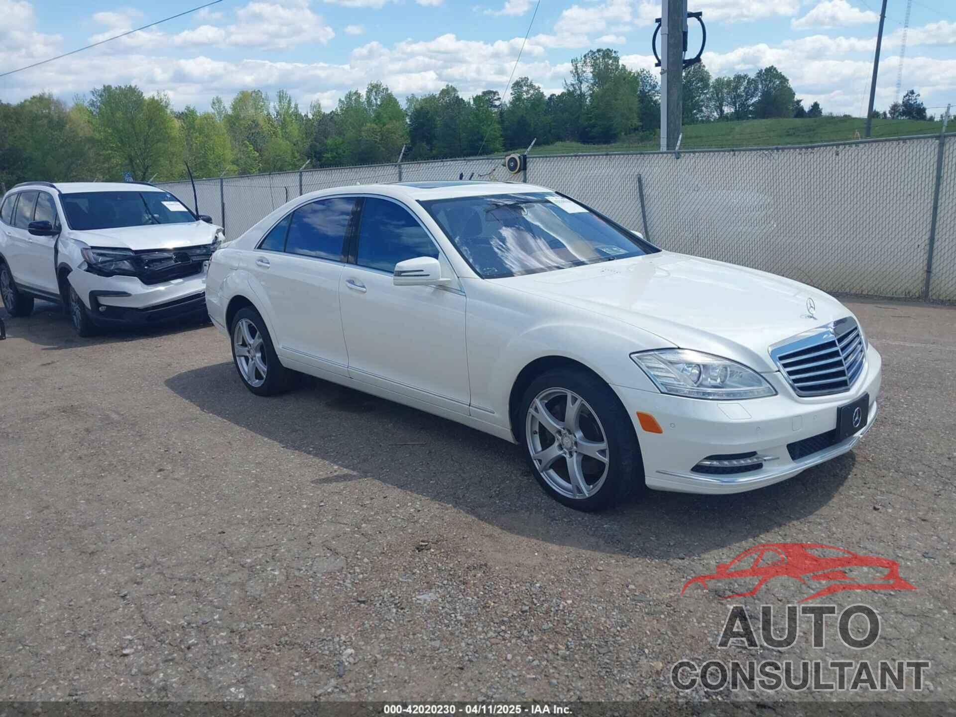 MERCEDES-BENZ S 550 2013 - WDDNG7DB1DA508795