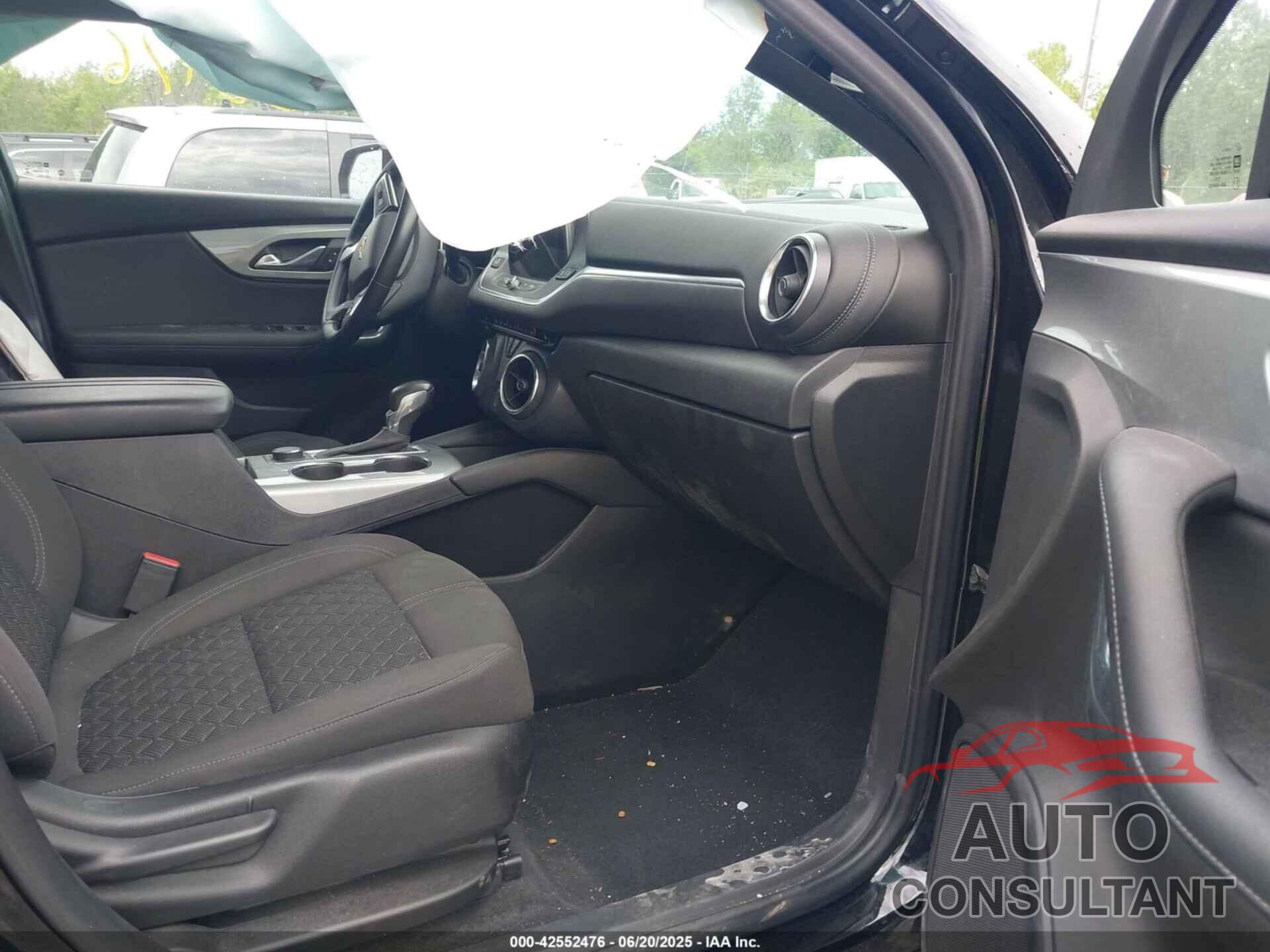 CHEVROLET BLAZER 2020 - 3GNKBHRS2LS623727