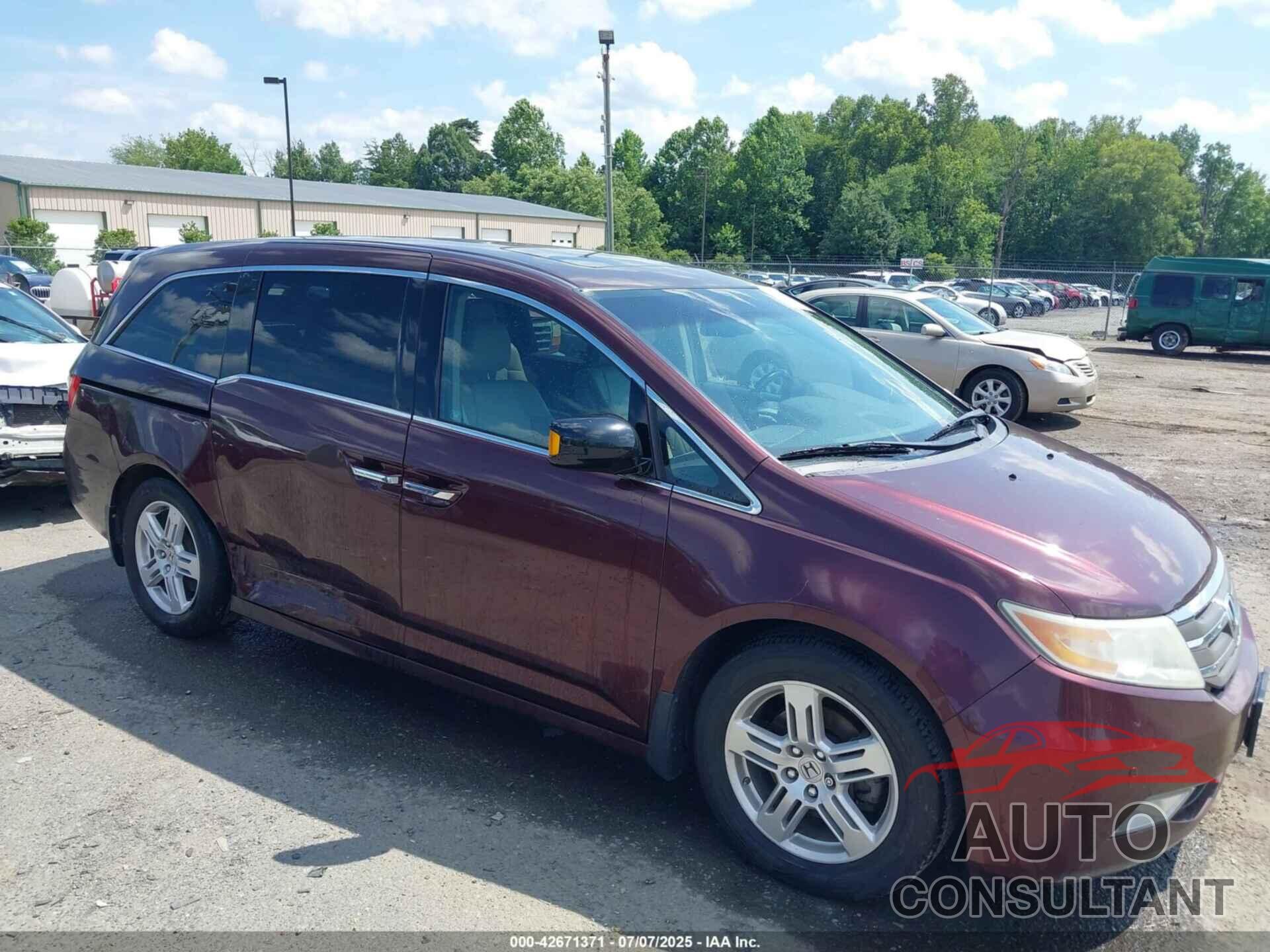 HONDA ODYSSEY 2011 - 5FNRL5H92BB086351