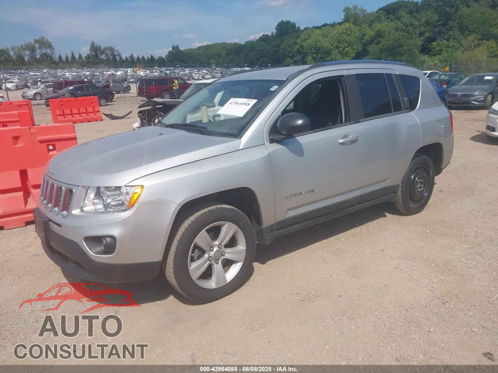 JEEP COMPASS 2011 - 1J4NT1FA2BD224508