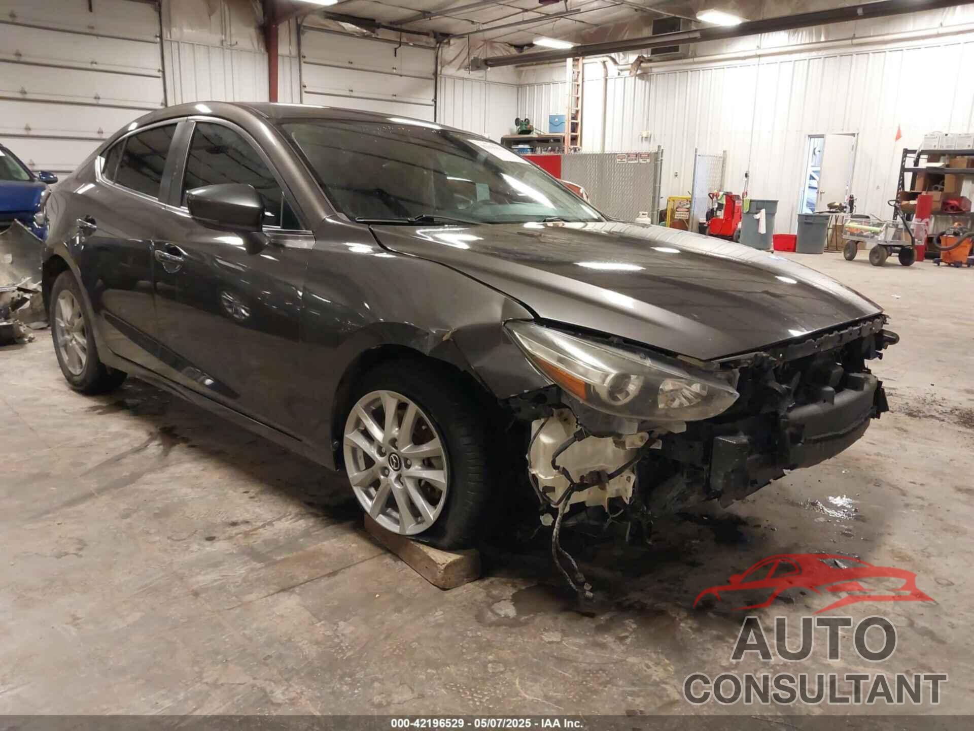 MAZDA MAZDA3 2018 - 3MZBN1U75JM186184