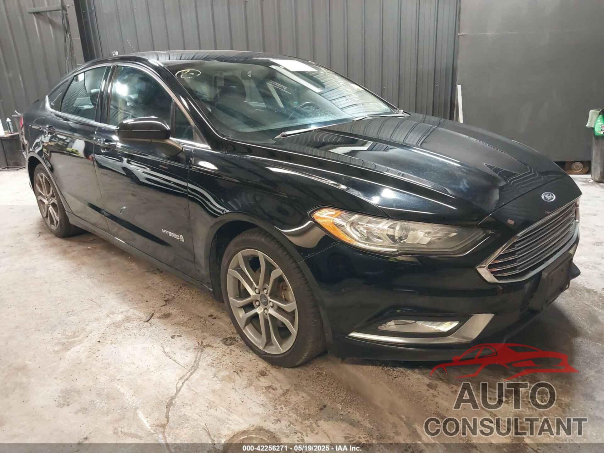 FORD FUSION HYBRID 2017 - 3FA6P0LU1HR374543