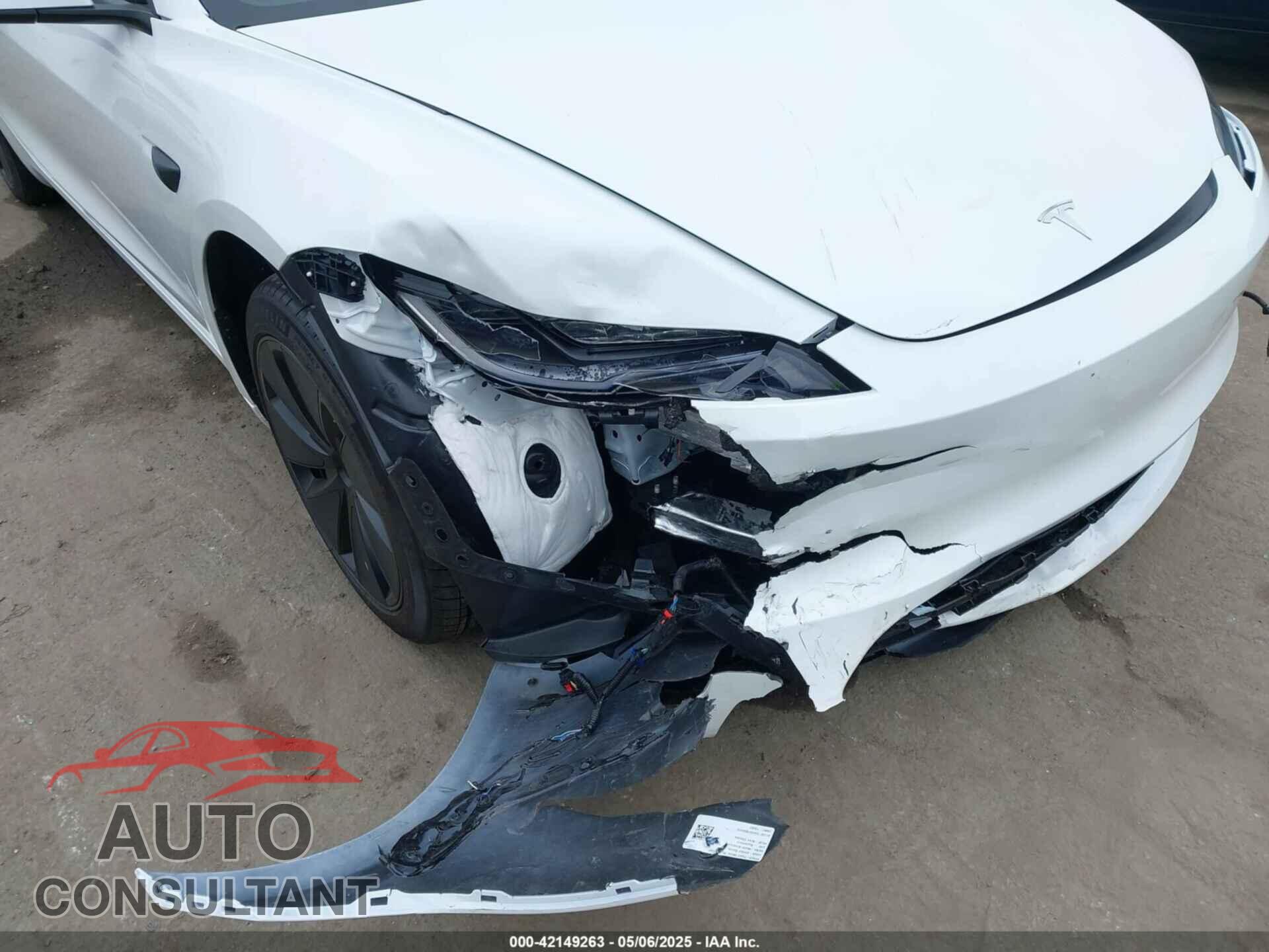 TESLA MODEL 3 2025 - 5YJ3E1EA6SF988976