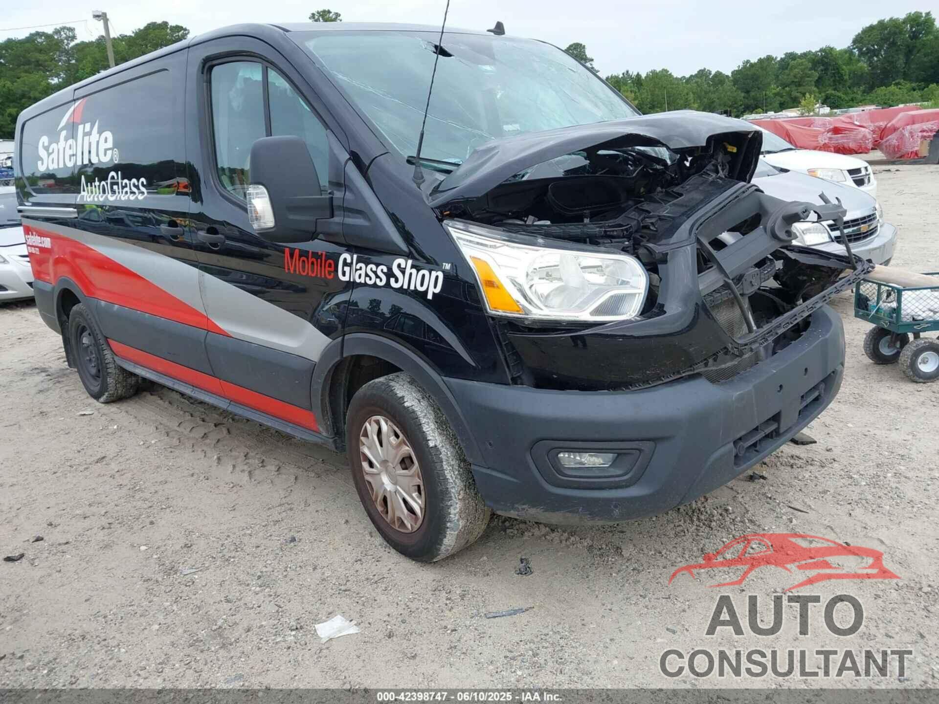 FORD TRANSIT-150 2020 - 1FTYE1Y82LKA27357