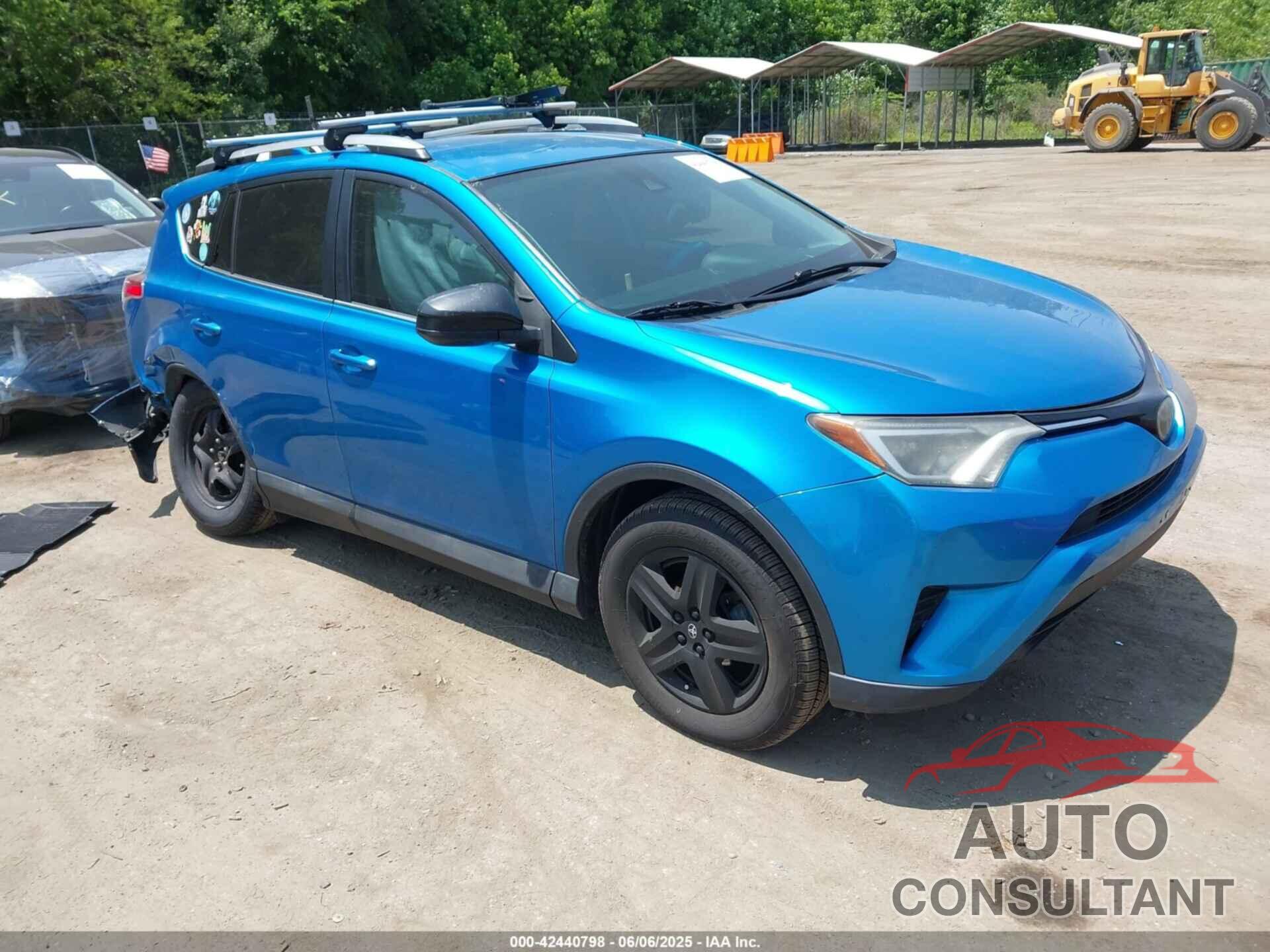 TOYOTA RAV4 2017 - 2T3BFREV8HW543538