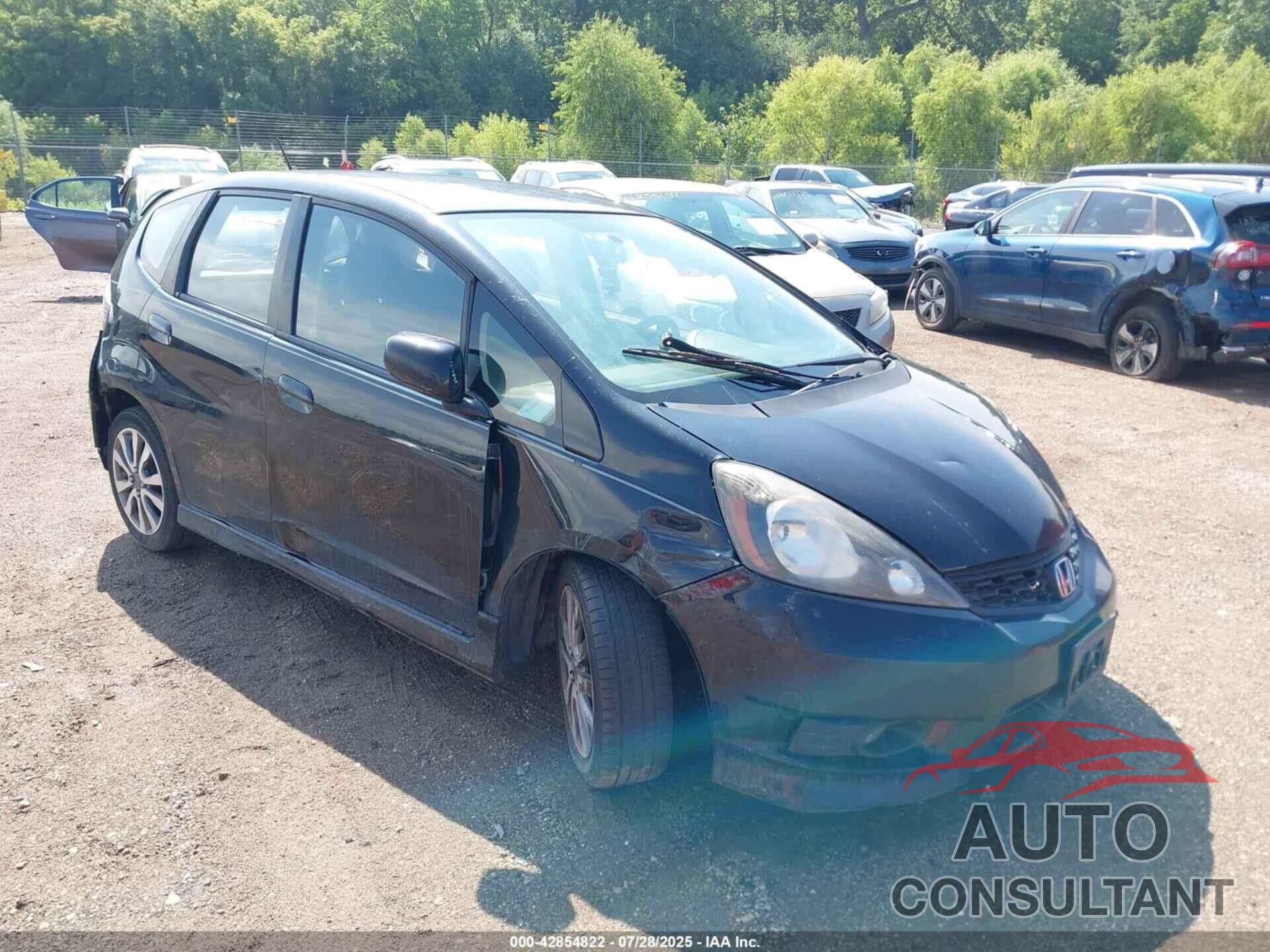 HONDA FIT 2013 - JHMGE8H54DC037845