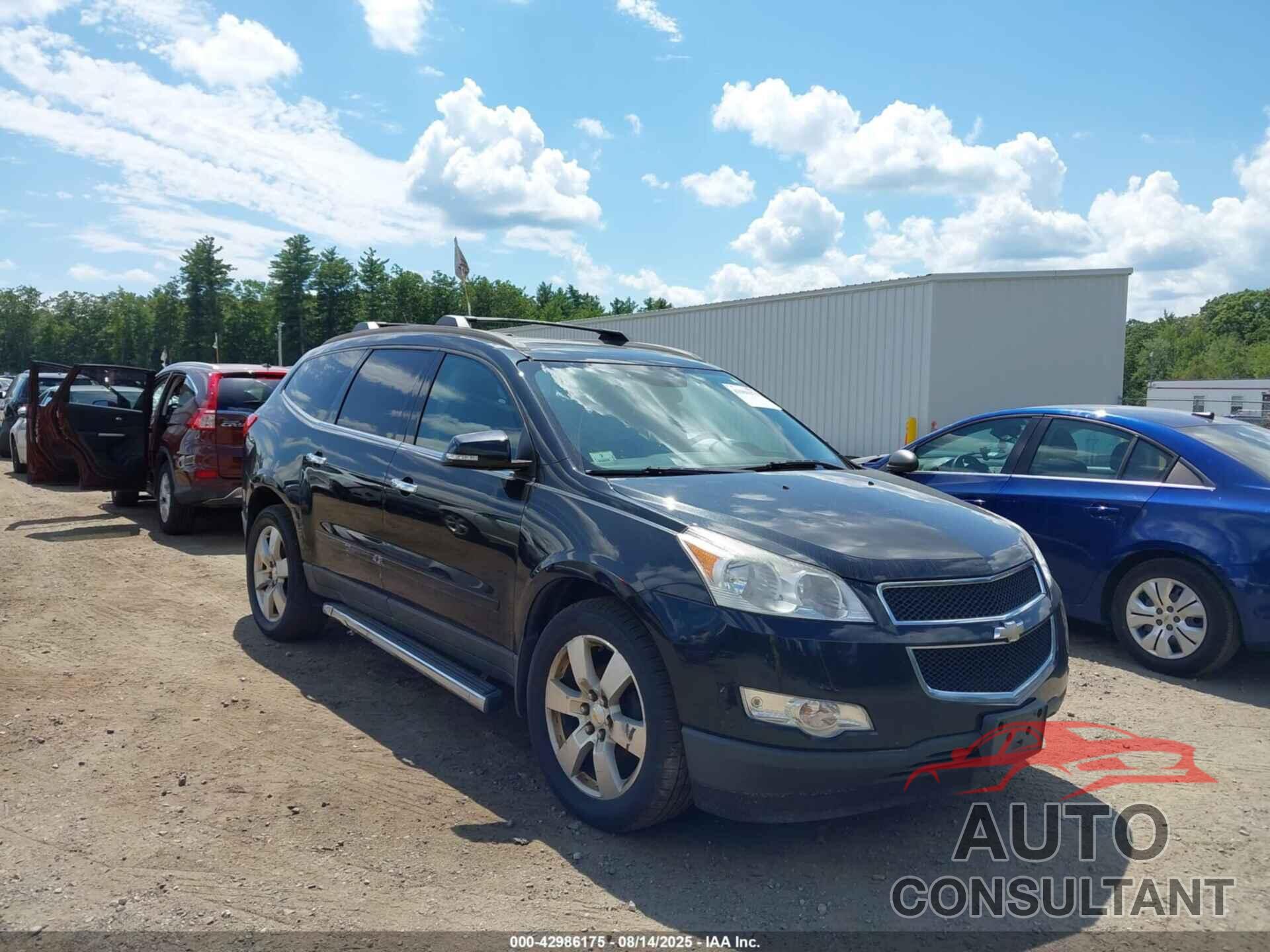 CHEVROLET TRAVERSE 2011 - 1GNKVGED4BJ372654