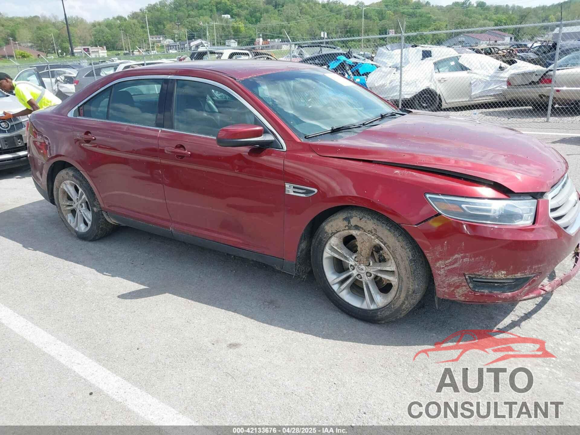 FORD TAURUS 2014 - 1FAHP2E82EG157445