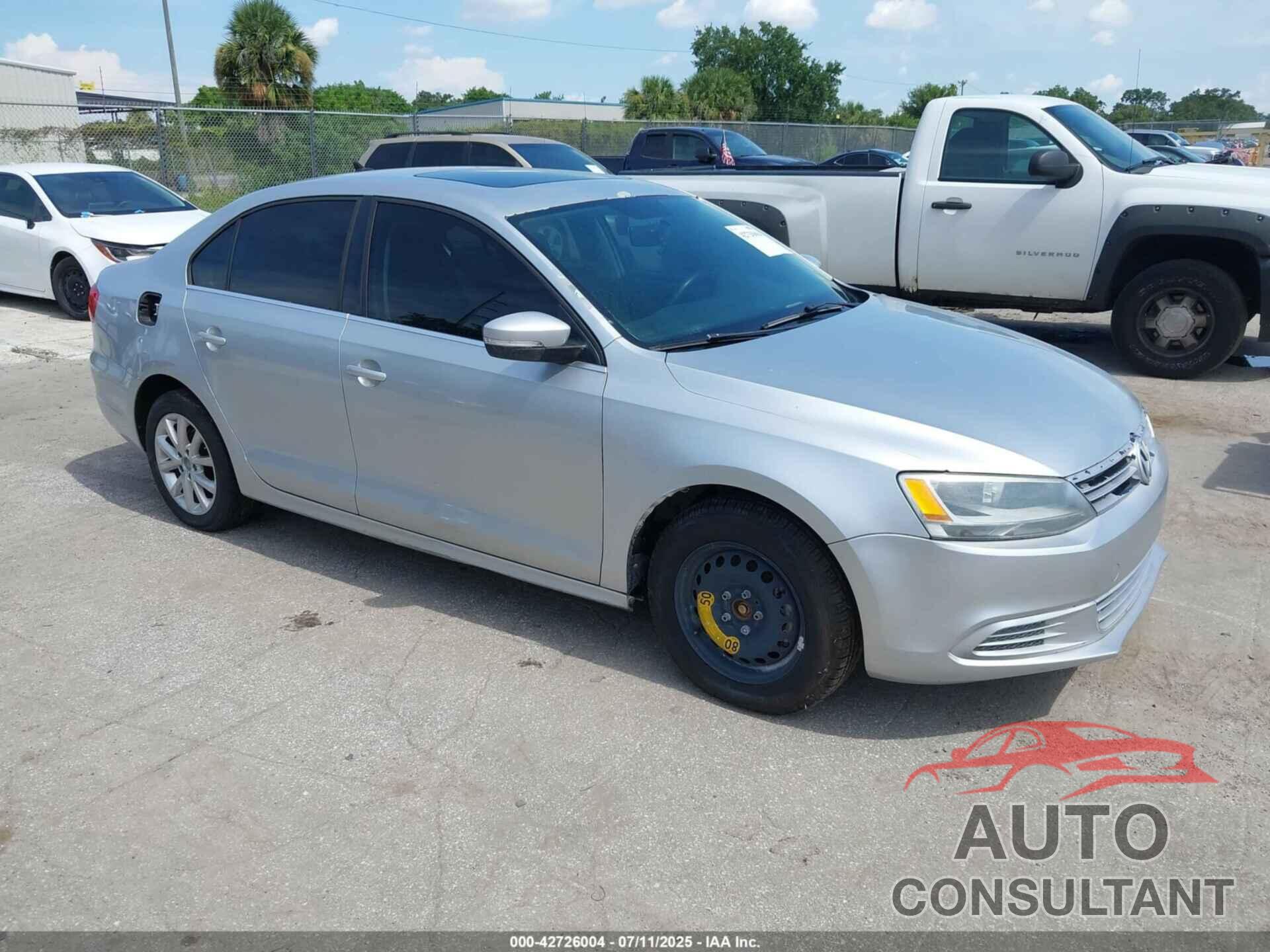 VOLKSWAGEN JETTA 2013 - 3VWDX7AJ0DM359569