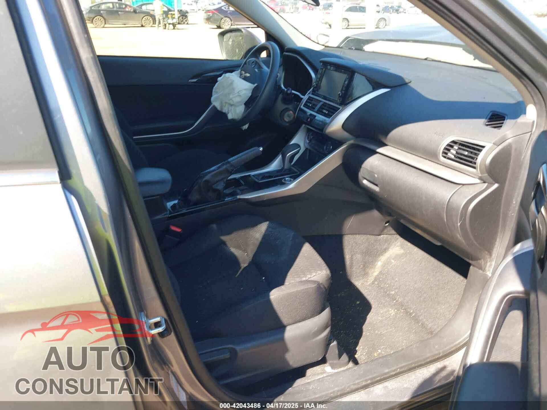 MITSUBISHI ECLIPSE CROSS 2018 - JA4AT3AA3JZ063444