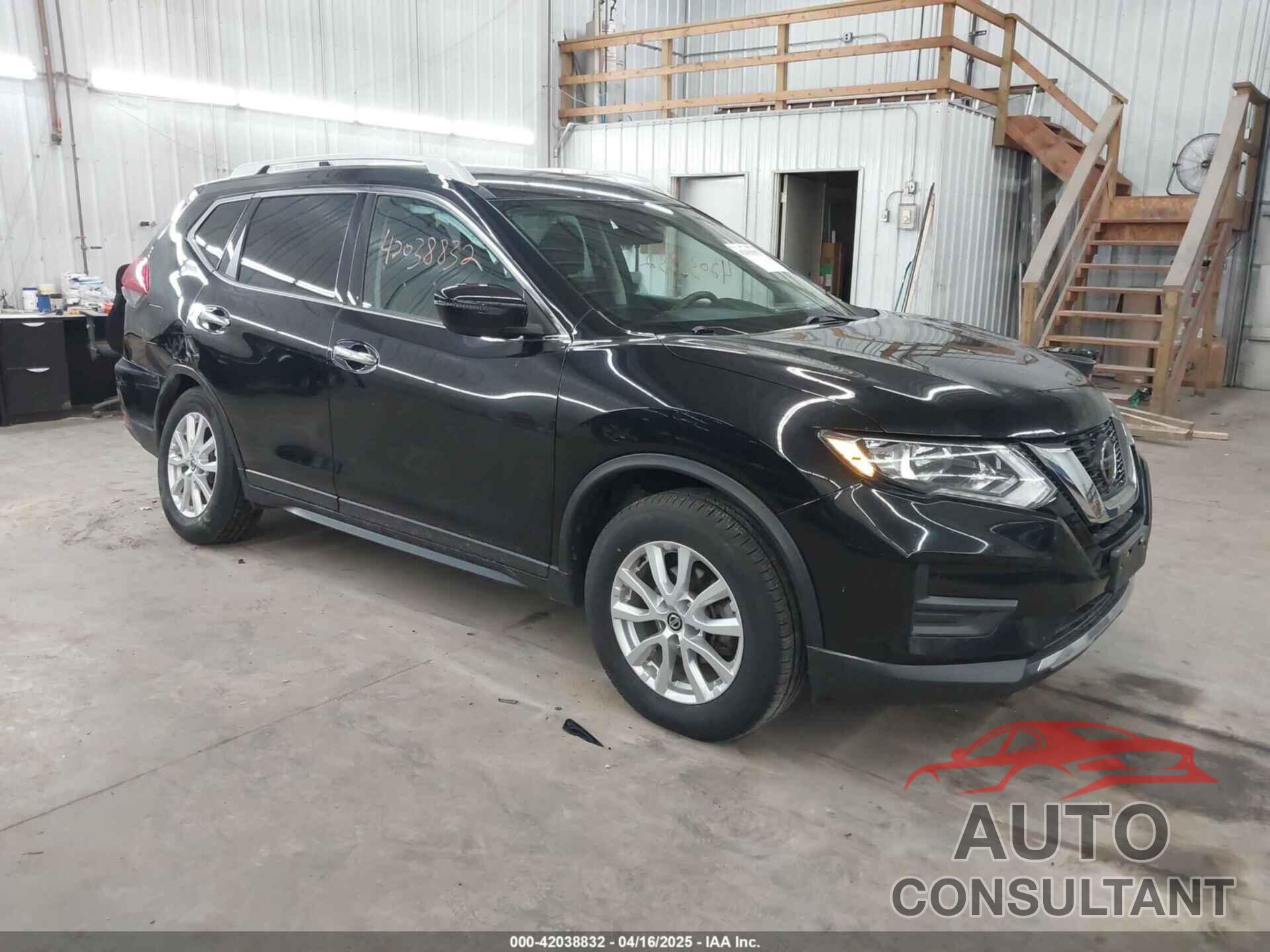 NISSAN ROGUE 2019 - 5N1AT2MV3KC817862