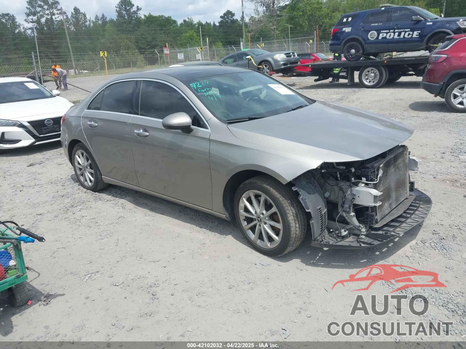 MERCEDES-BENZ A 220 2019 - WDD3G4FB5KW012398