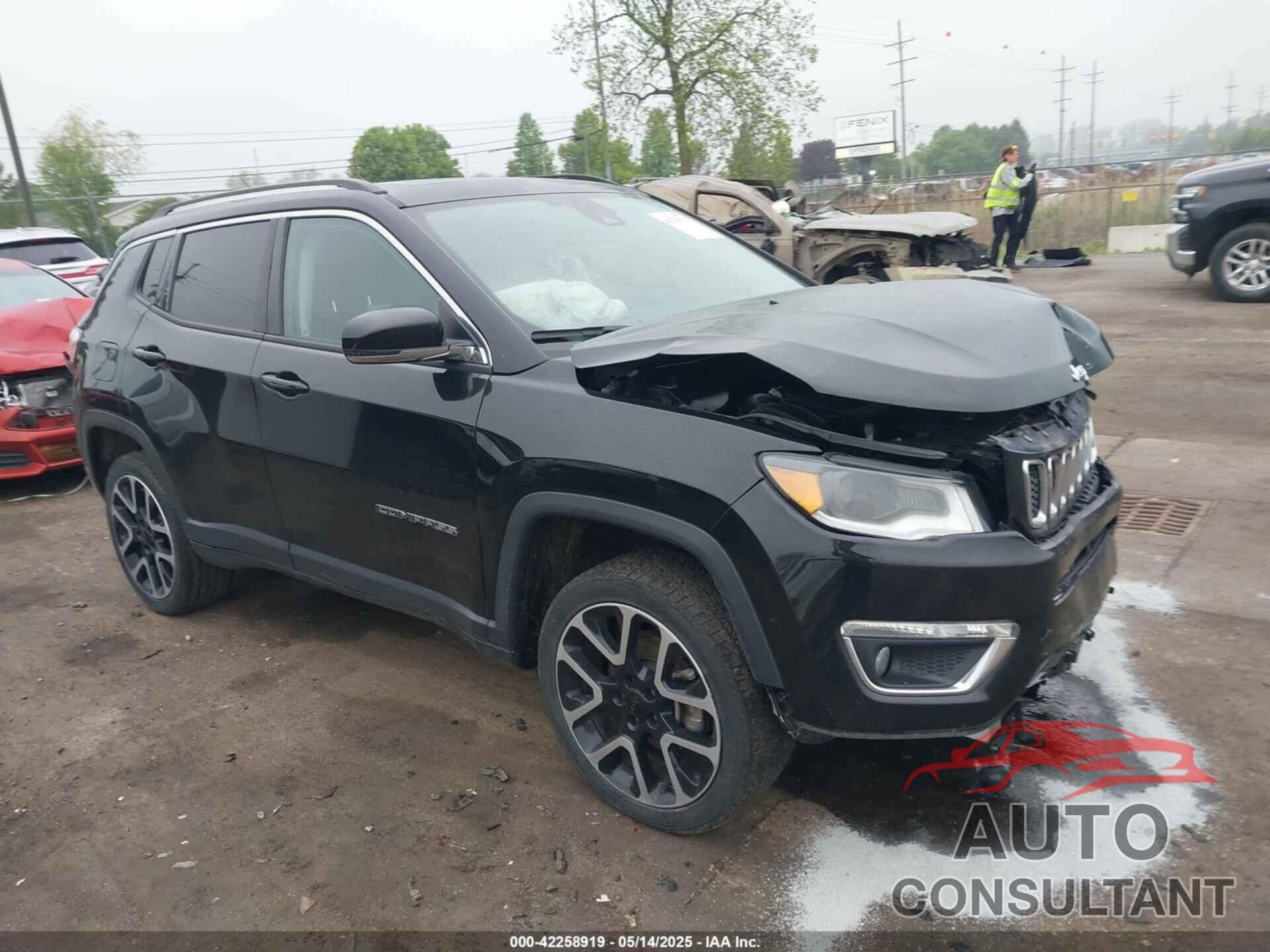 JEEP COMPASS 2018 - 3C4NJDCB5JT399323