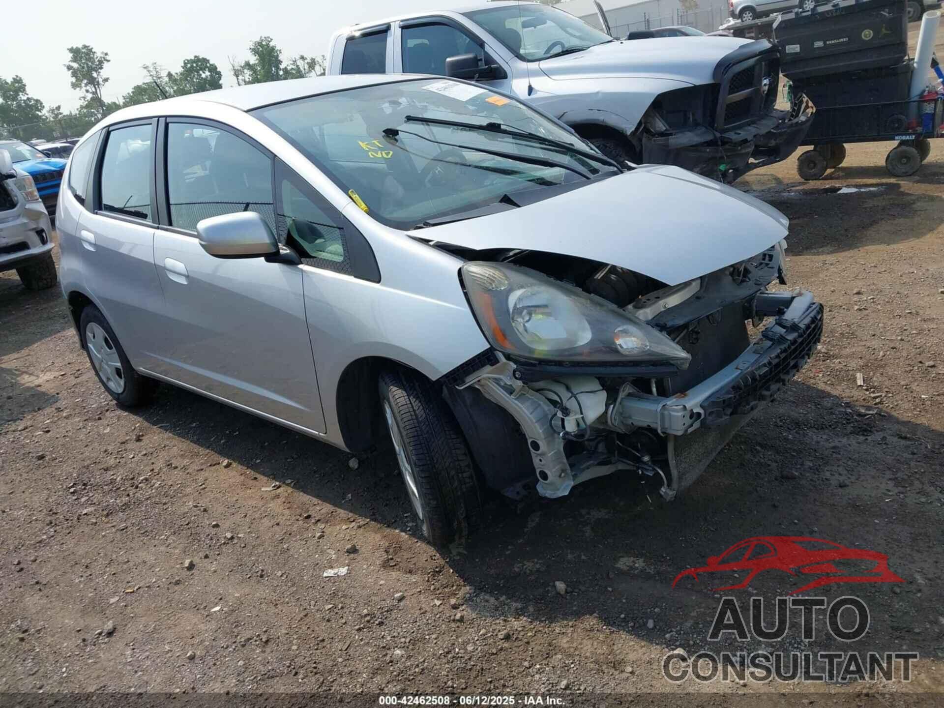 HONDA FIT 2013 - JHMGE8H39DC067504