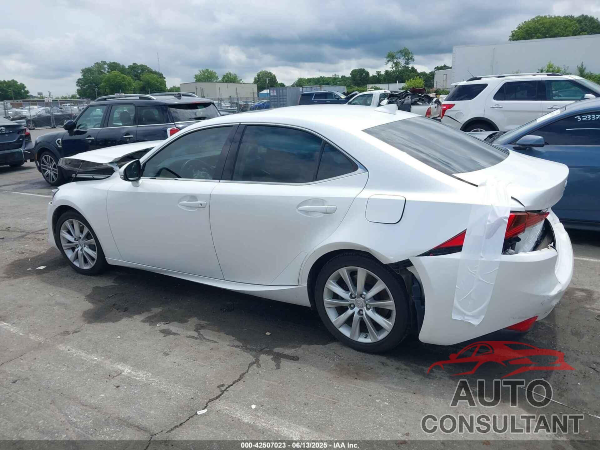 LEXUS IS 200T 2017 - JTHBA1D27H5055310