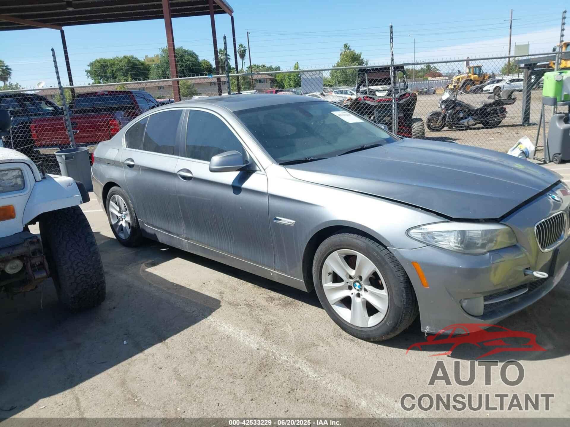 BMW 528I 2011 - WBAFR1C56BC741989