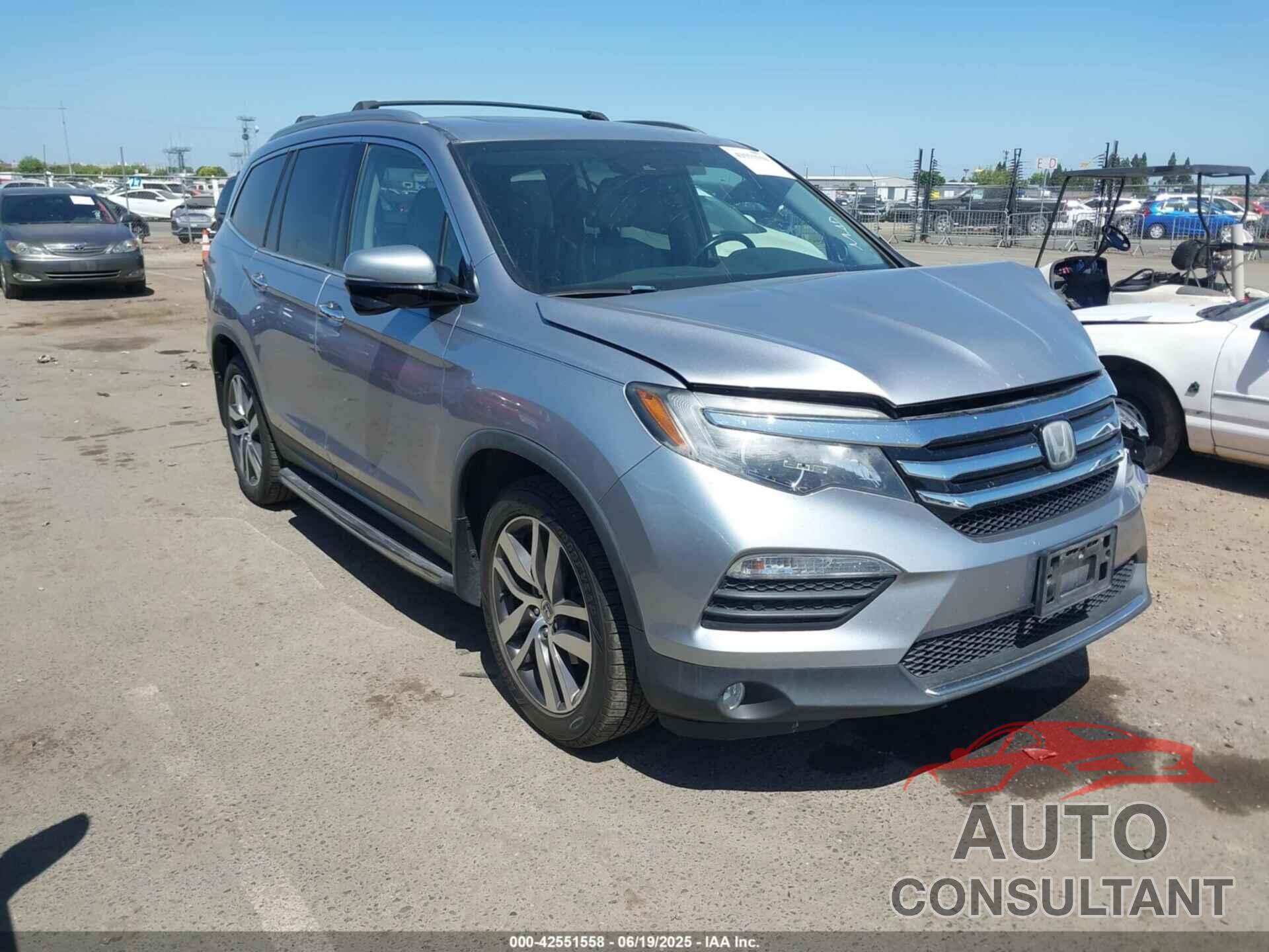 HONDA PILOT 2017 - 5FNYF6H99HB000969