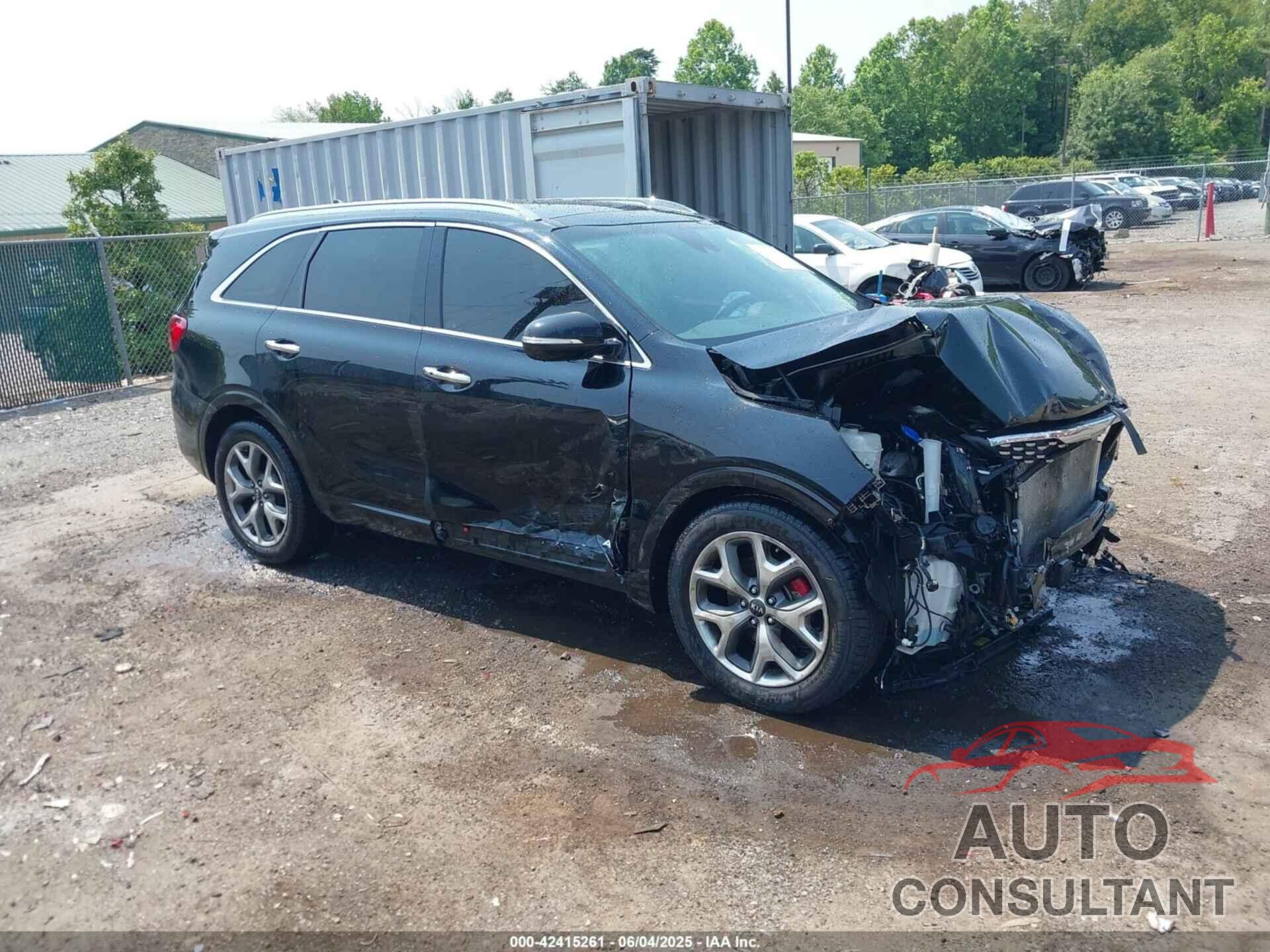 KIA SORENTO 2019 - 5XYPKDA56KG514426