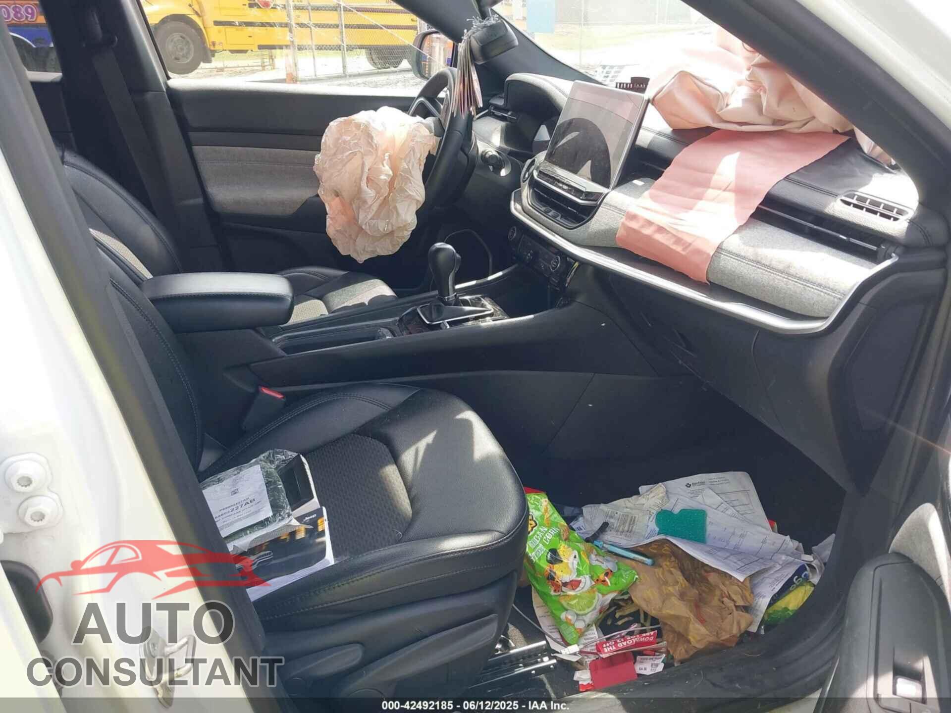 JEEP COMPASS 2023 - 3C4NJDBN2PT566984