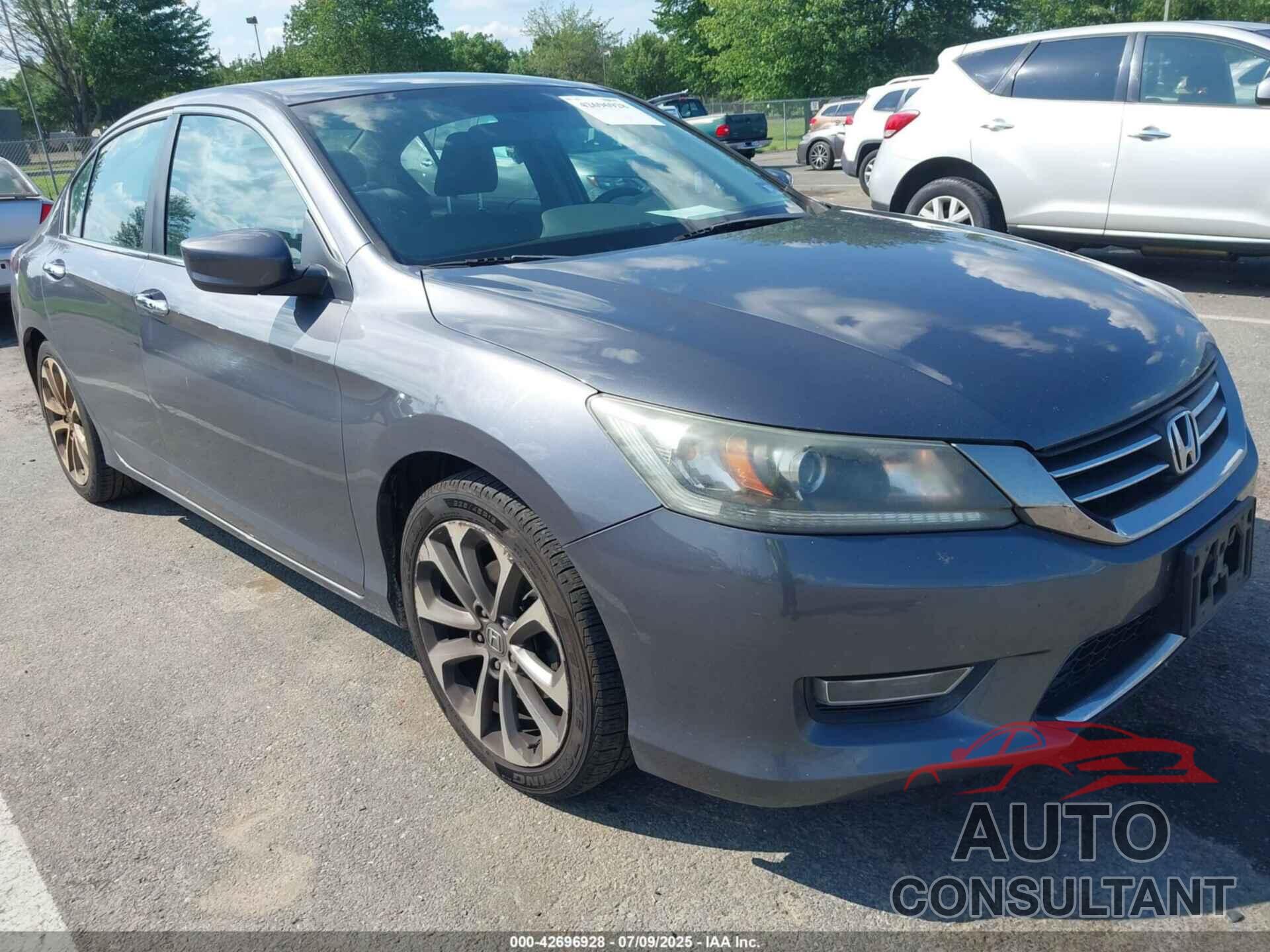 HONDA ACCORD 2013 - 1HGCR2F50DA058497
