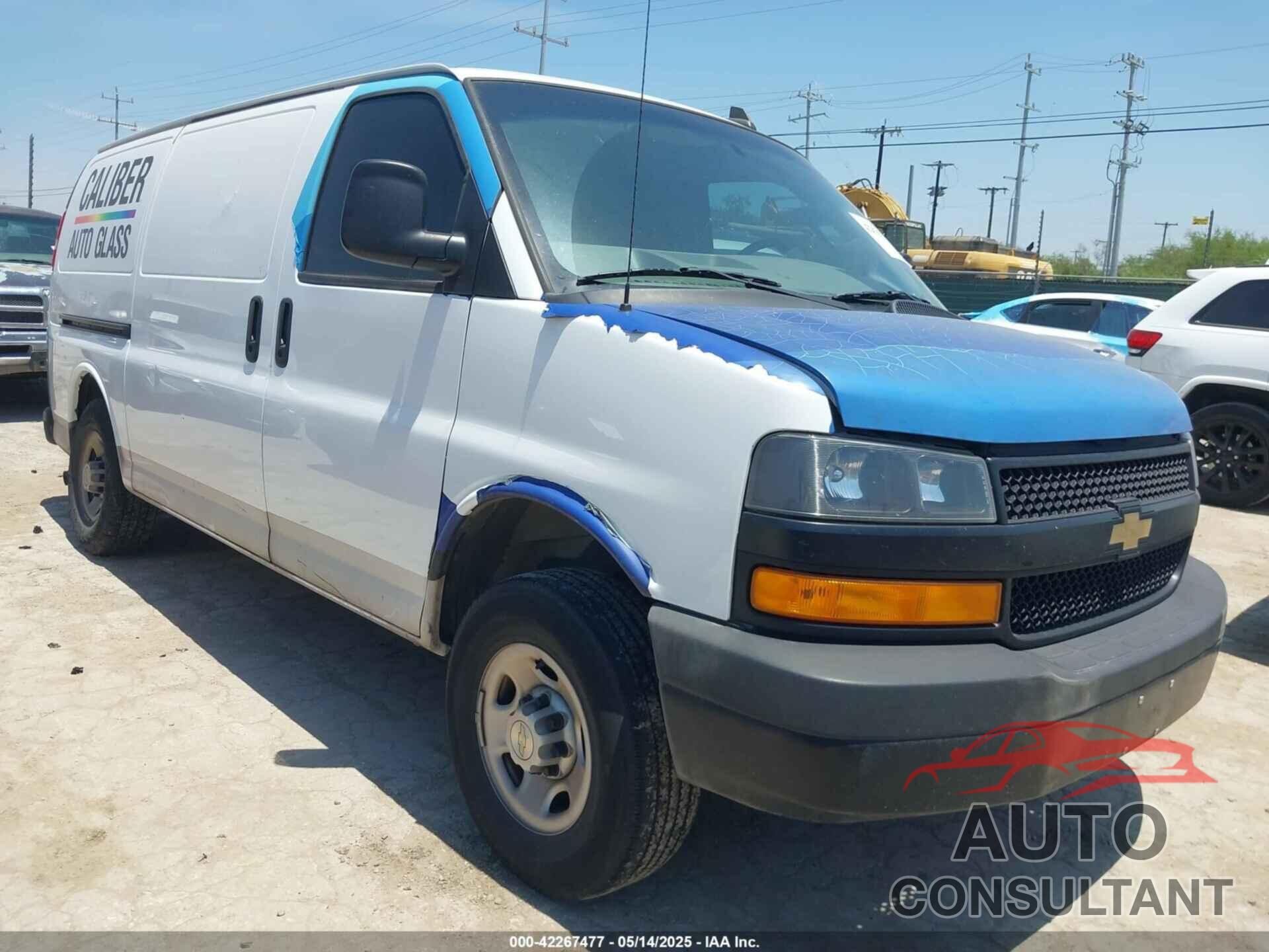 CHEVROLET EXPRESS CARGO 2021 - 1GCWGAFP0M1265274