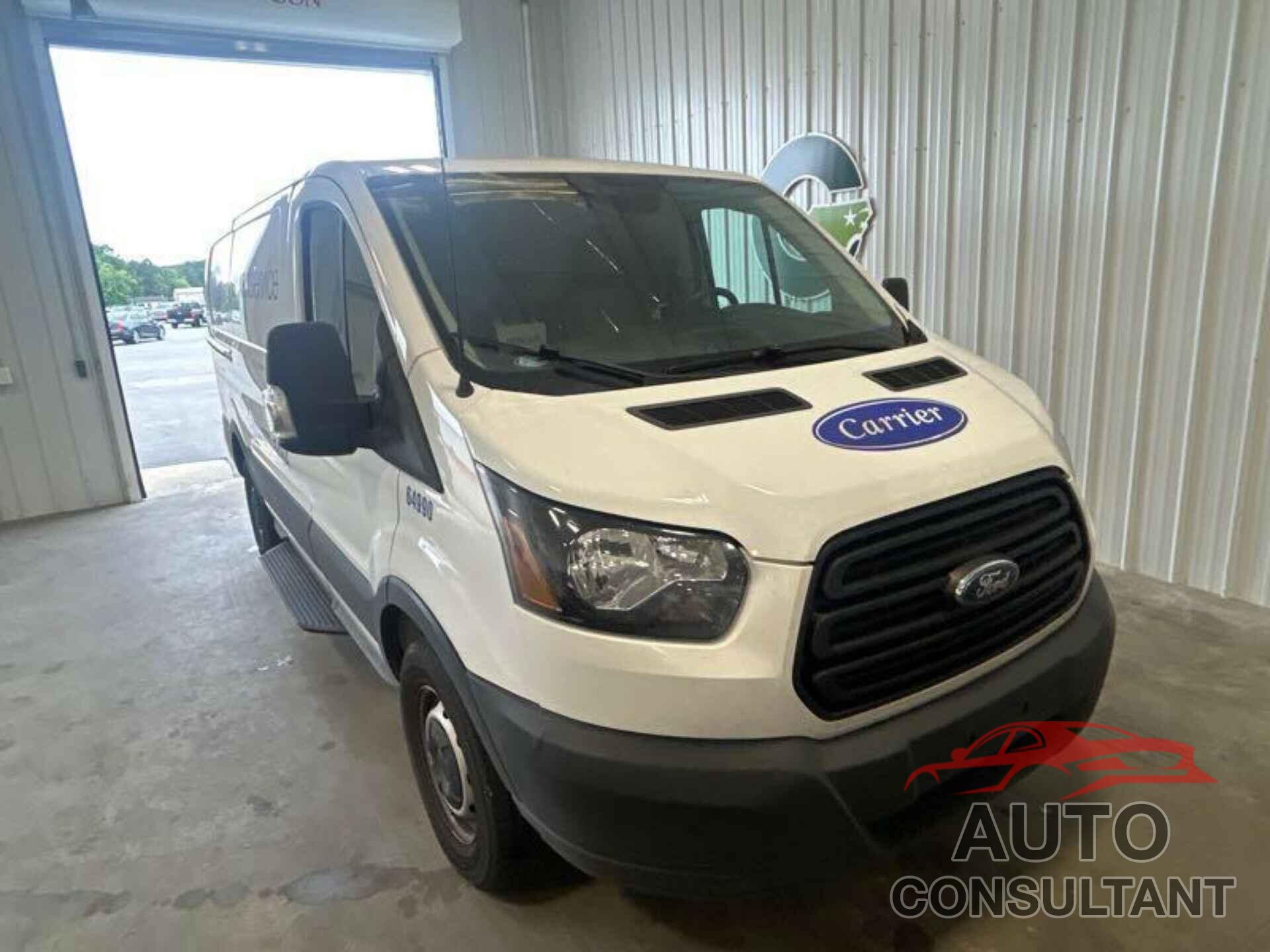 FORD TRANSIT-250 2019 - 1FTYR1YM8KKB87839