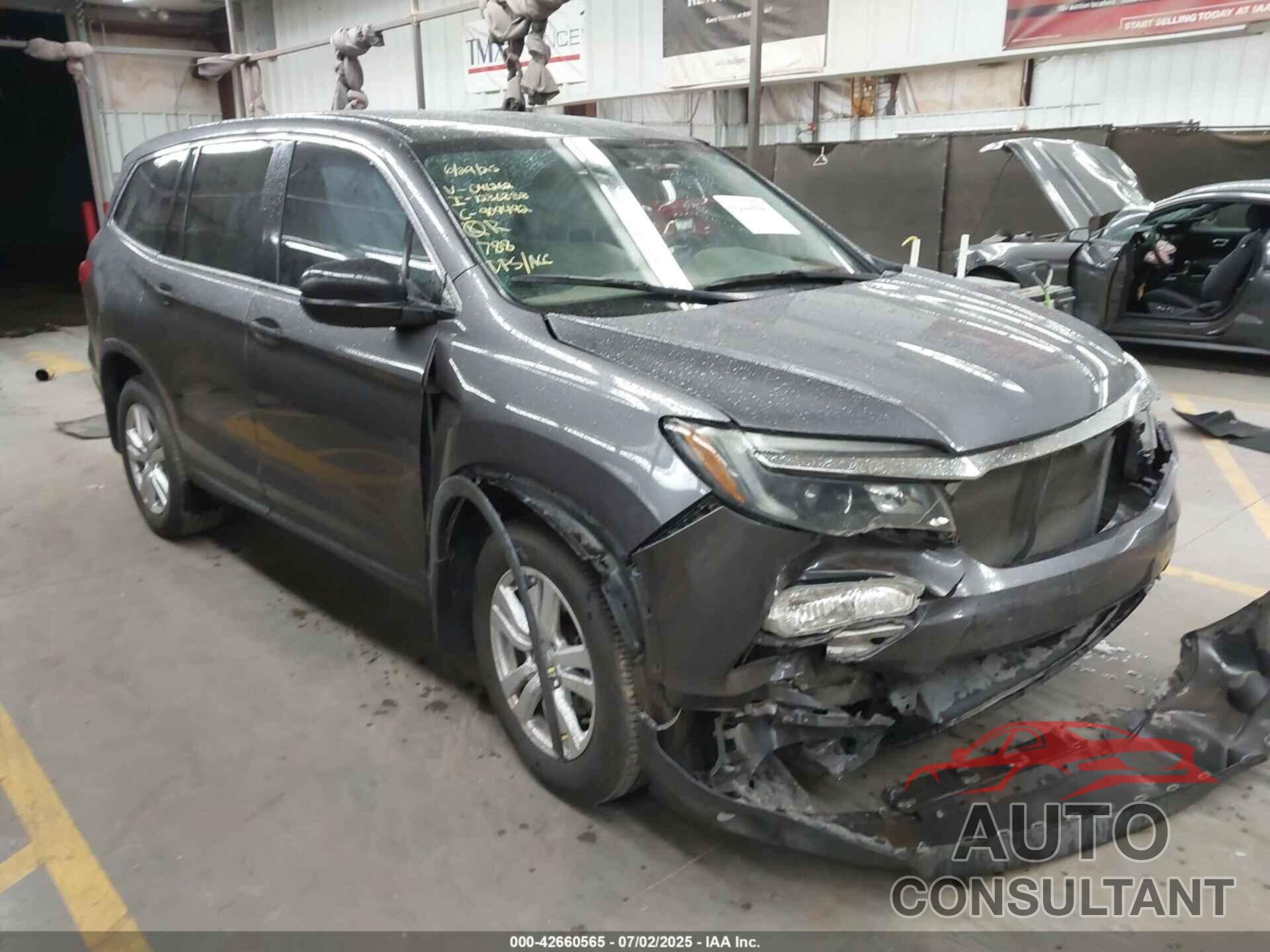 HONDA PILOT 2017 - 5FNYF5H11HB041262