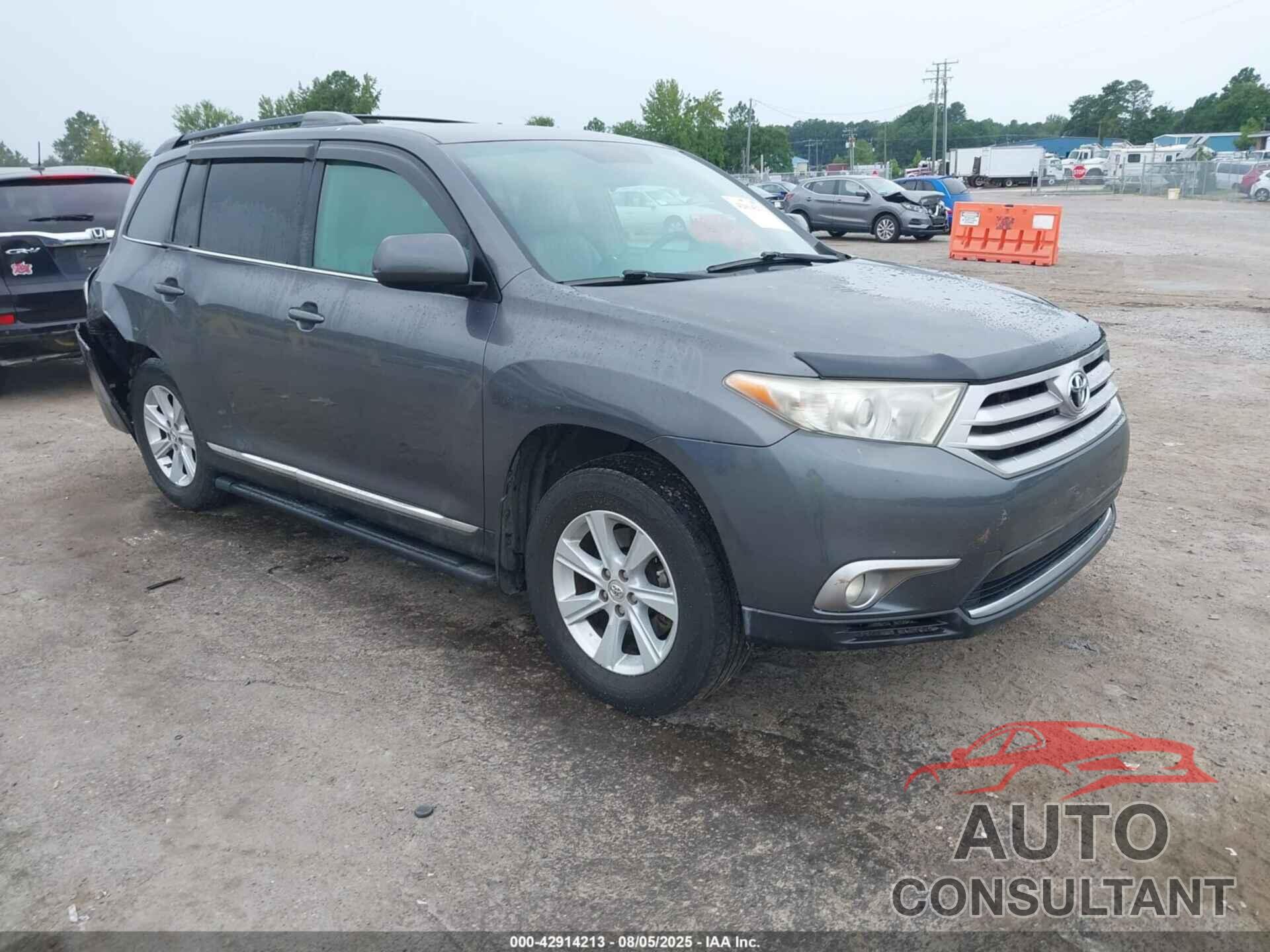 TOYOTA HIGHLANDER 2011 - 5TDBK3EH1BS067676