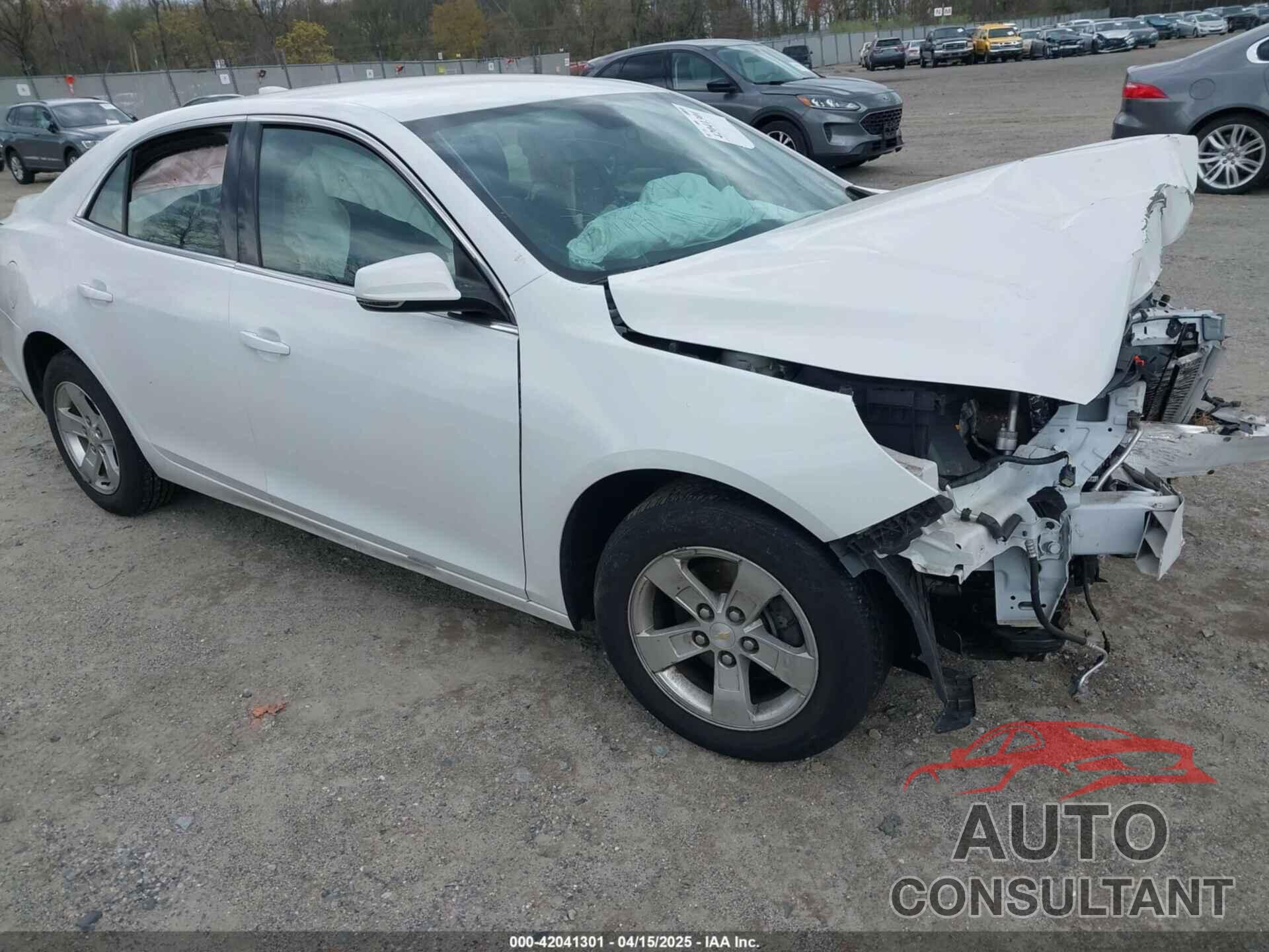 CHEVROLET MALIBU 2015 - 1G11C5SL6FF182513